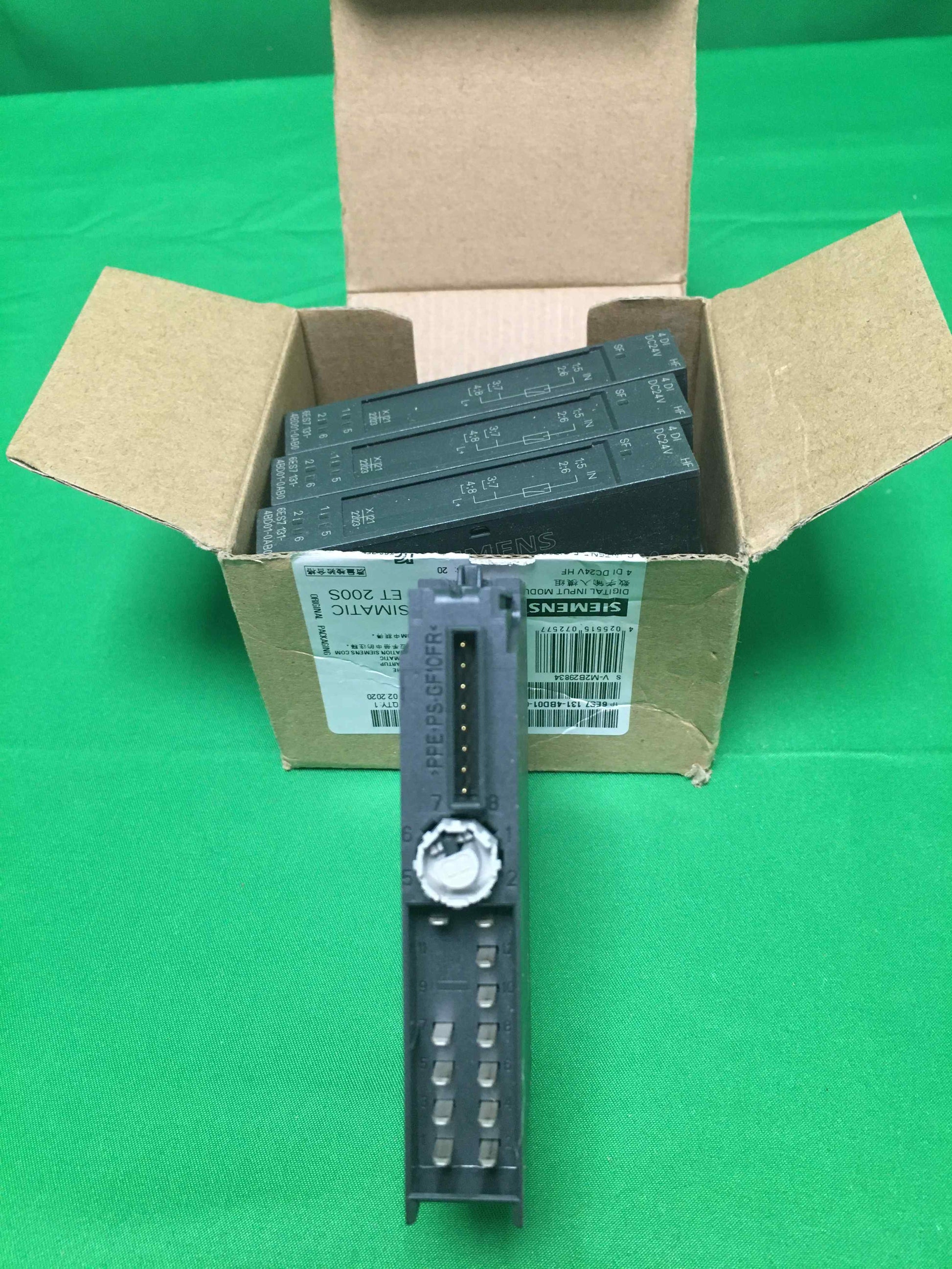 Siemens 6ES7 131-4BD01-0AB0 6ES71314BD010AB0 OPEN BOX / BOX OF 4 UNITS