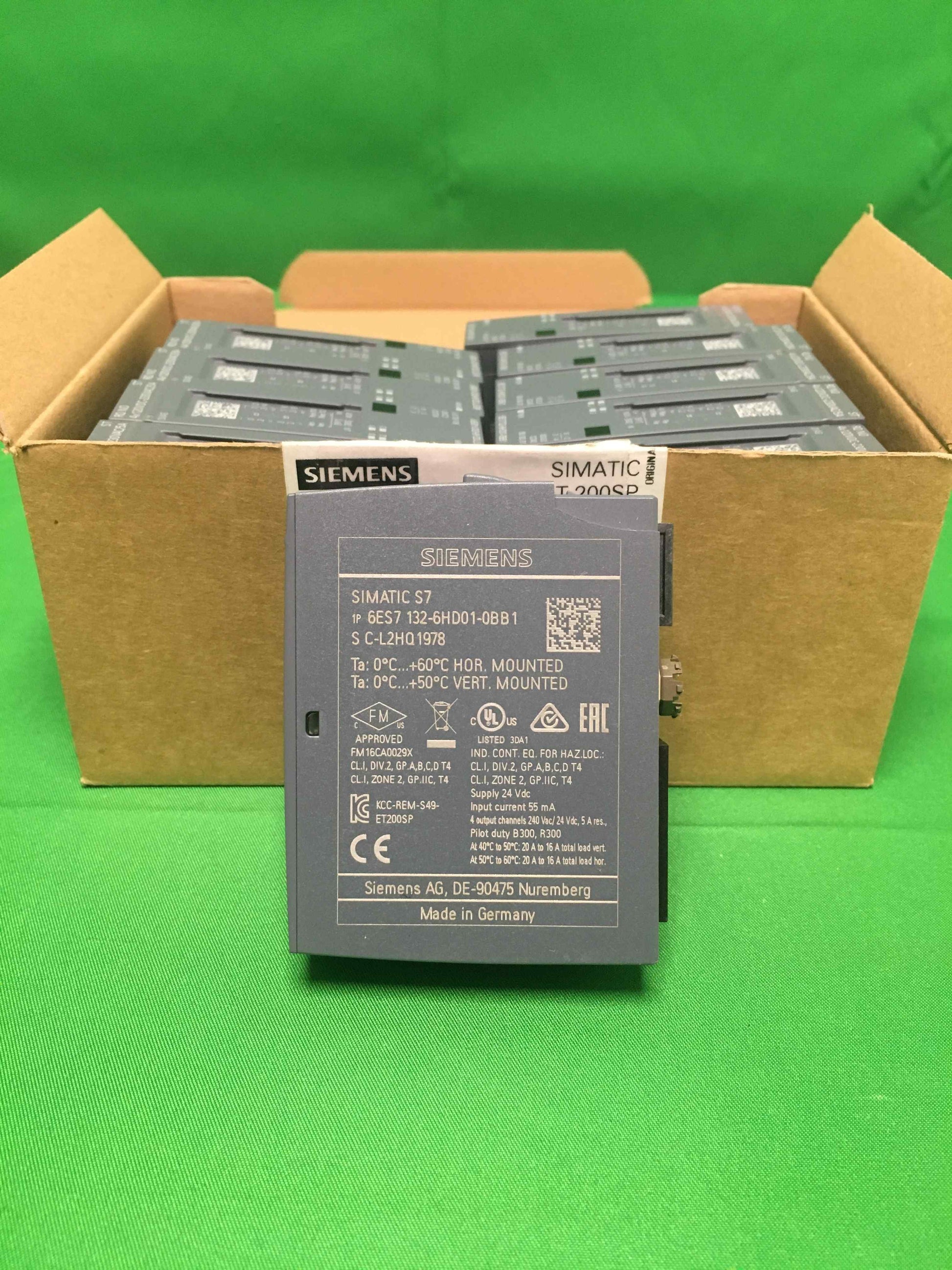 Siemens 6ES7 132-6HD01-0BB1 6ES71326HD010BB1 BOX OF 10 UNITS OPEN BOX