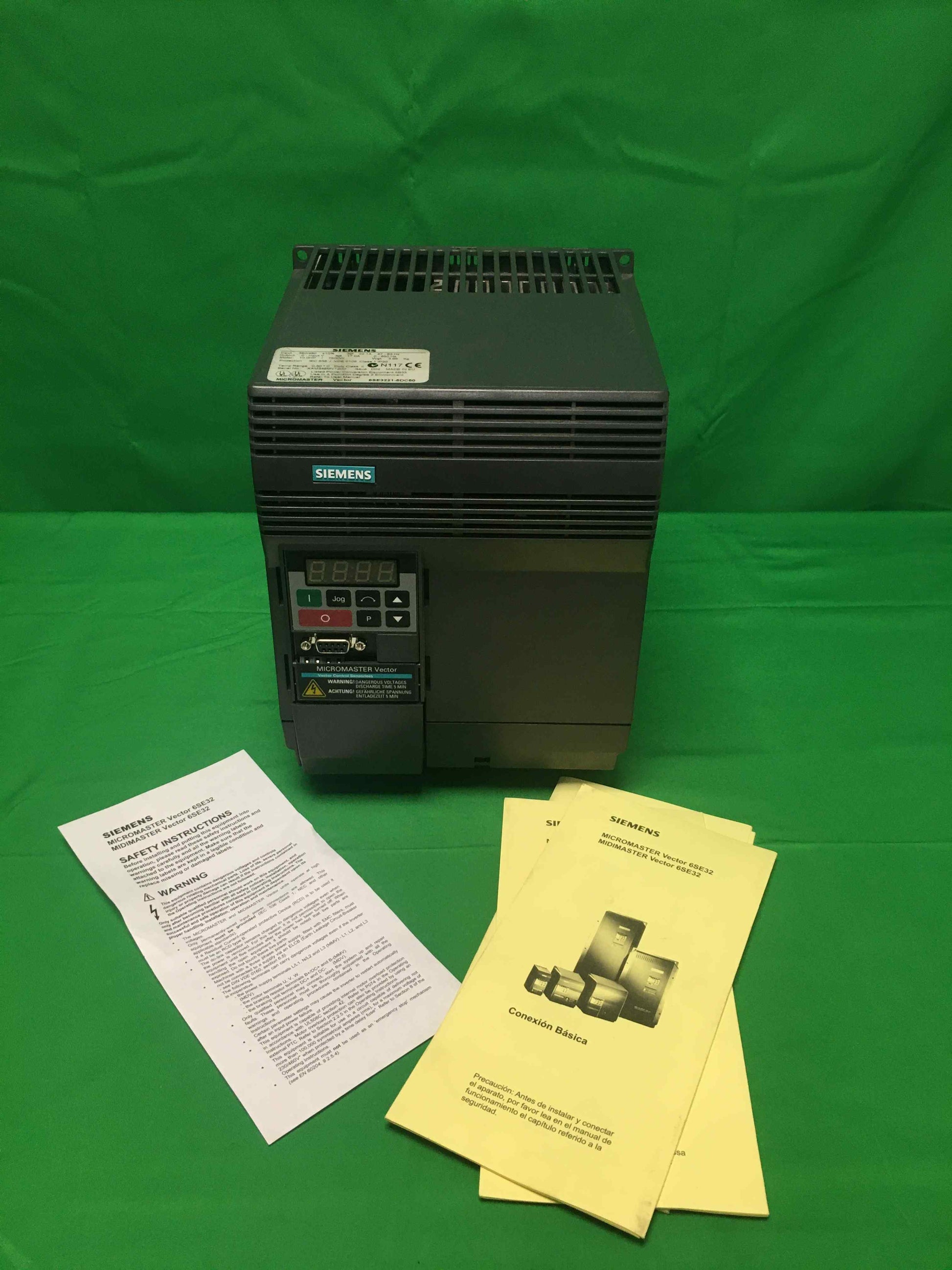 Siemens 6SE3221-5DC50 6SE32215DC50