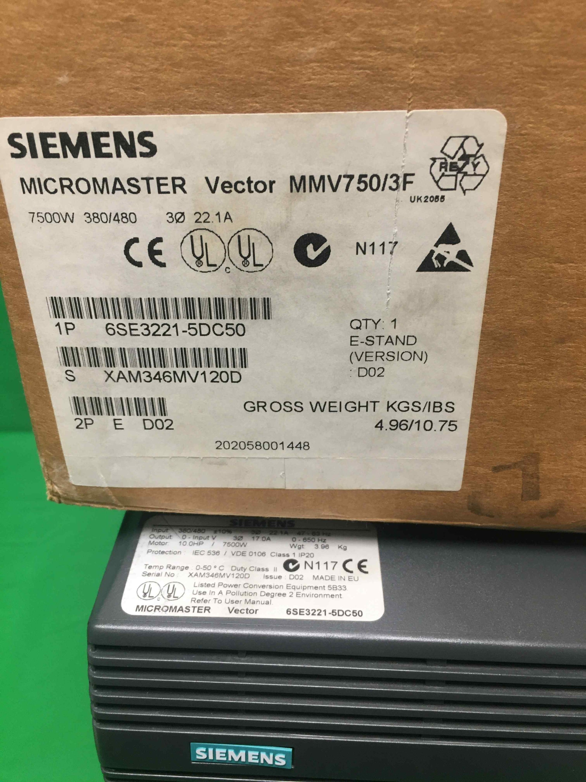 Siemens 6SE3221-5DC50 6SE32215DC50