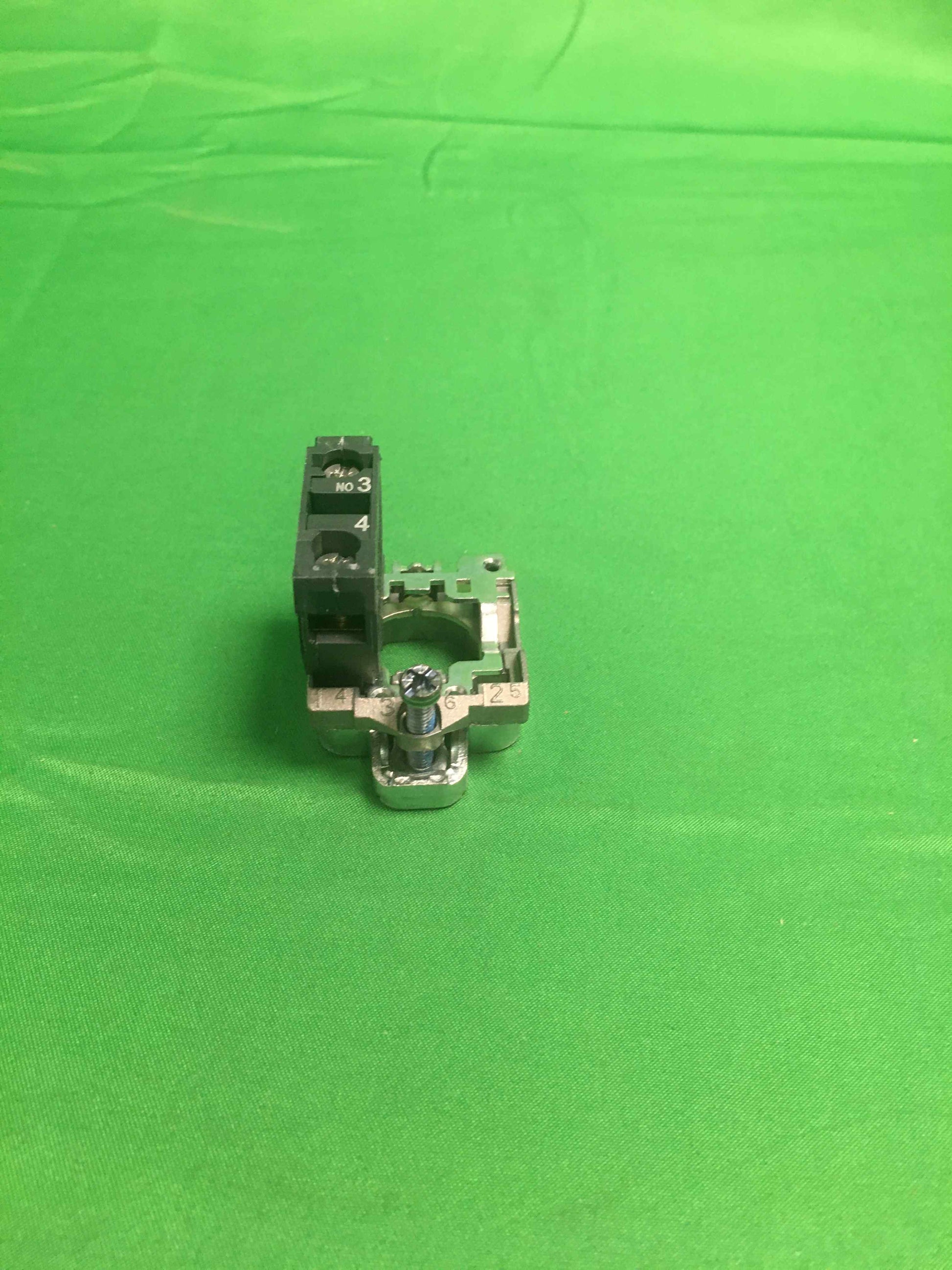 Schneider-Electric ZB4 BZ101 ZB4BZ101