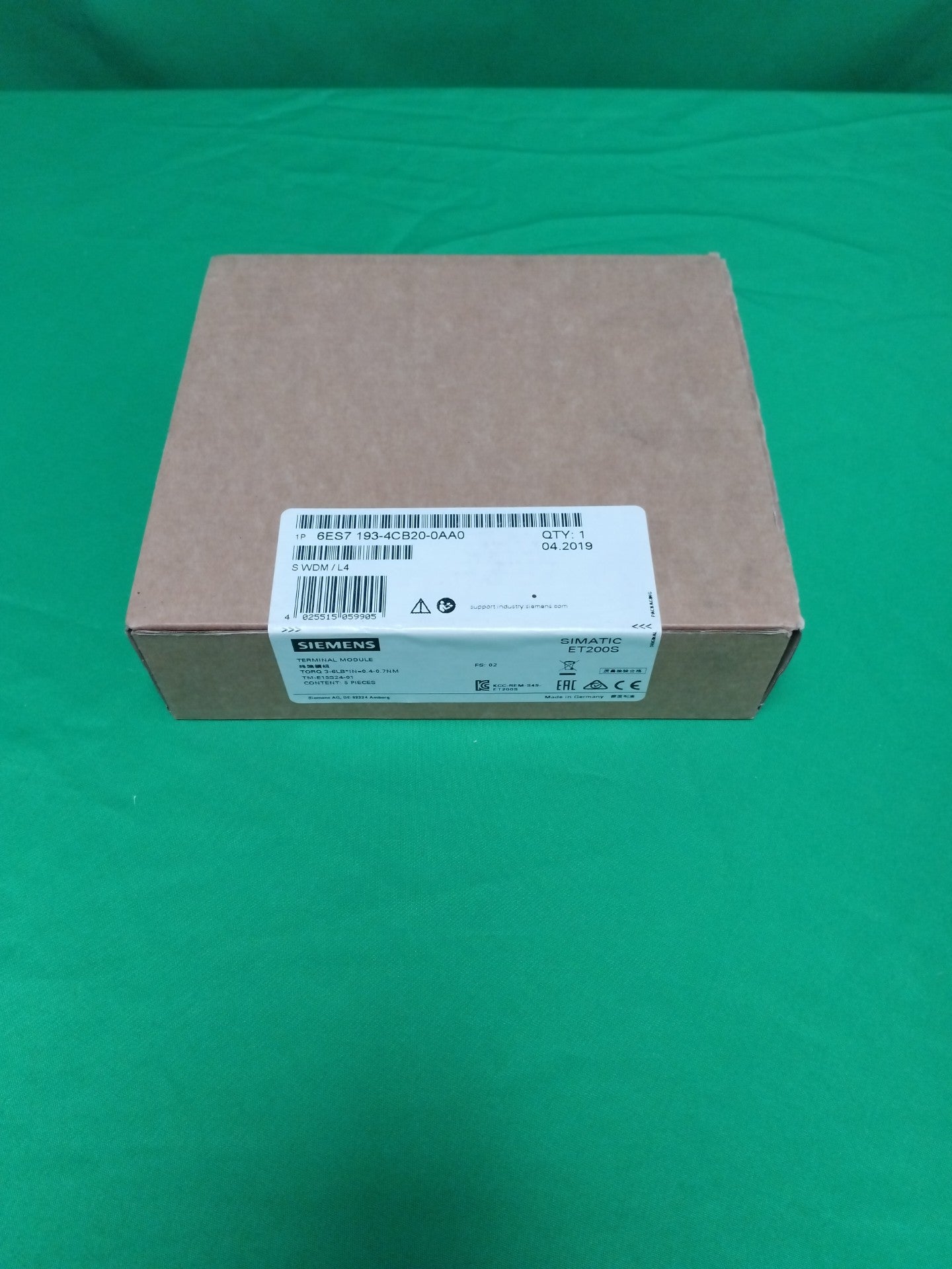 SIEMENS 6ES7 193-4CB20-0AA0 6ES71934CB200AA0 SEALED