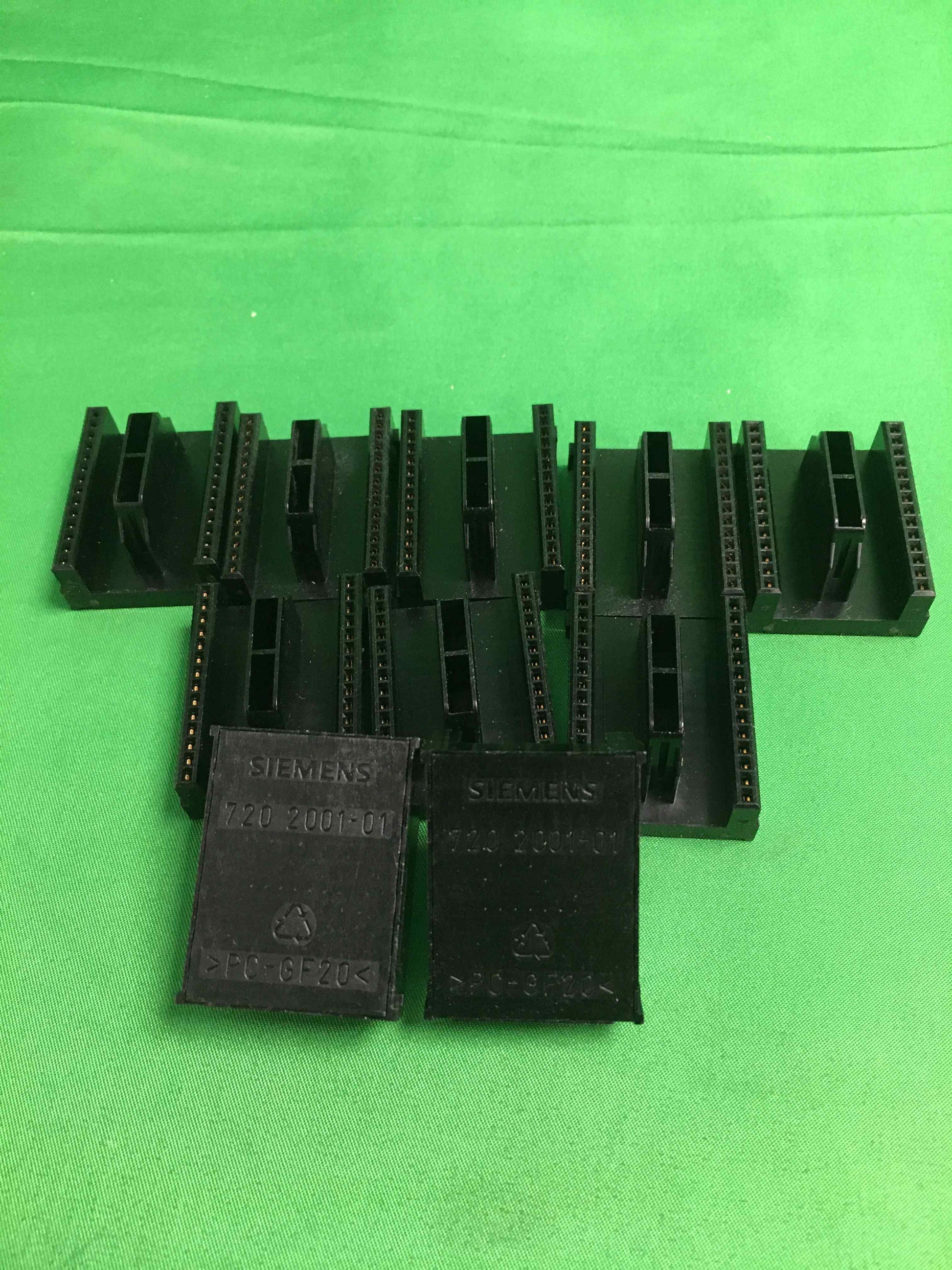 Siemens 6ES7390-0AA00-0AA0 6ES73900AA000AA0 720 2001-01 /BOX OF 10 UNITS