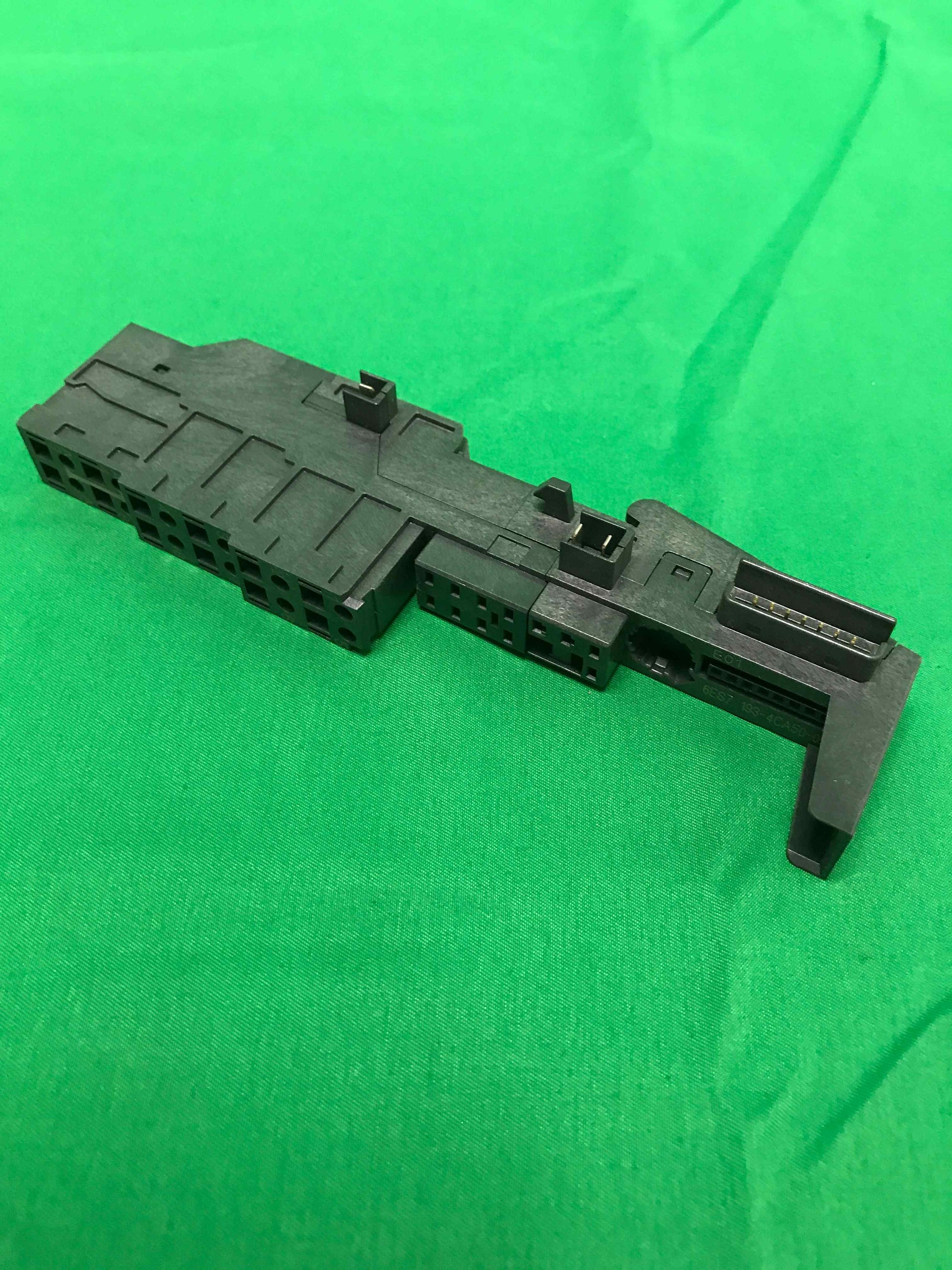 Siemens 6ES7 193-4CA50-0AA0 6ES71934CA500AA0 OPEN BOX 1 BOX OF 3 UNITS