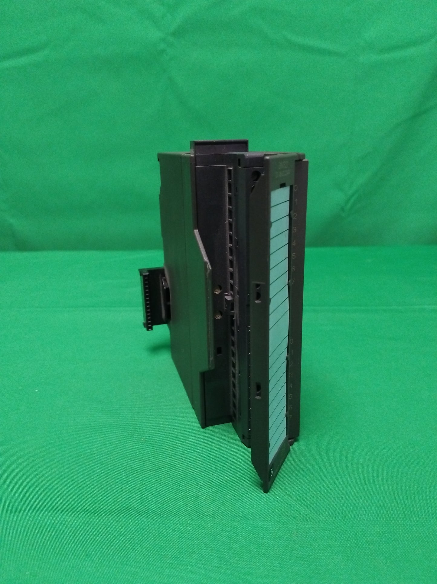 Siemens 6ES7 321-1BH02-0AA0 6ES73211BH020AA0