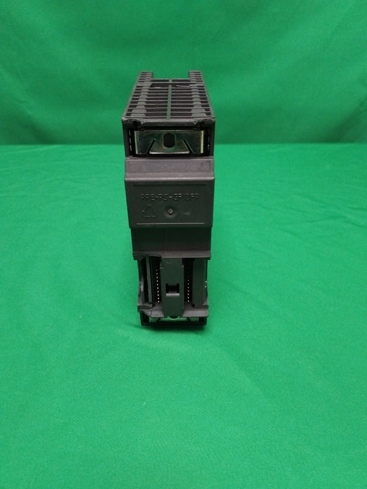 Siemens 6ES7 322-1BL00-0AA0 6ES73221BL000AA0 Defective