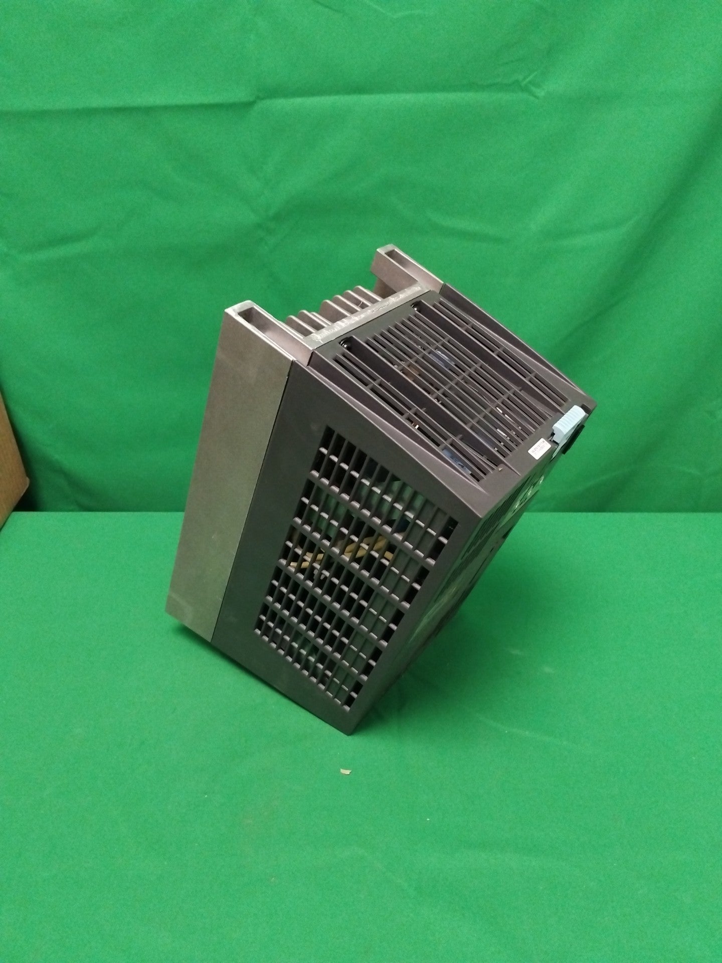 Siemens 6SL3210-1SE17-7UA0 6SL32101SE177UA0