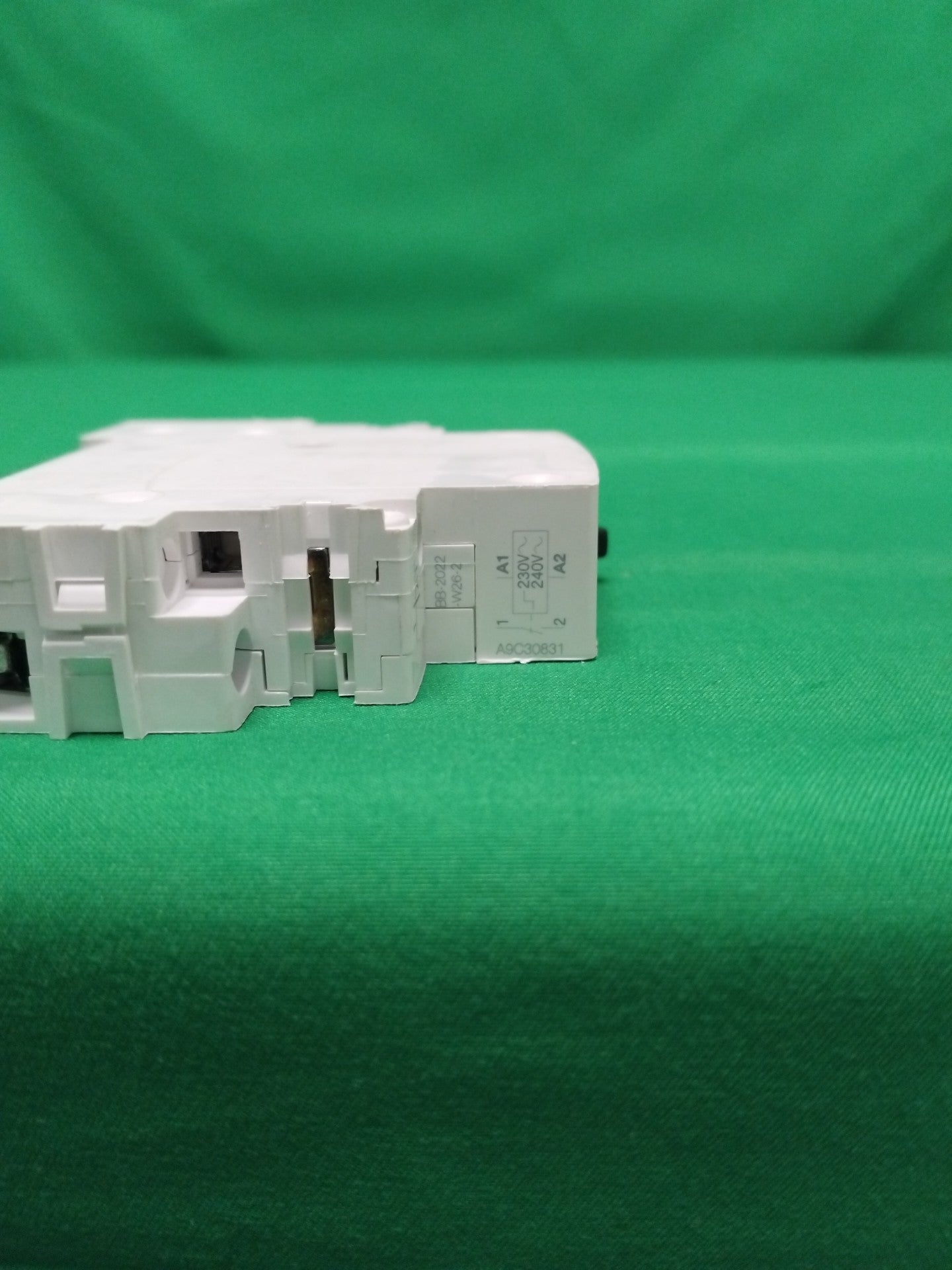 Schneider-Electric A9C30831 A9C30831 WITHOUT ORIGINAL PACKAGING