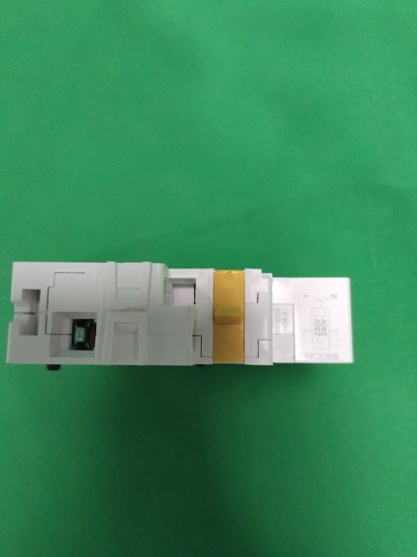 Schneider-Electric A9C32836 A9C32836 WITHOUT ORIGINAL PACKAGING