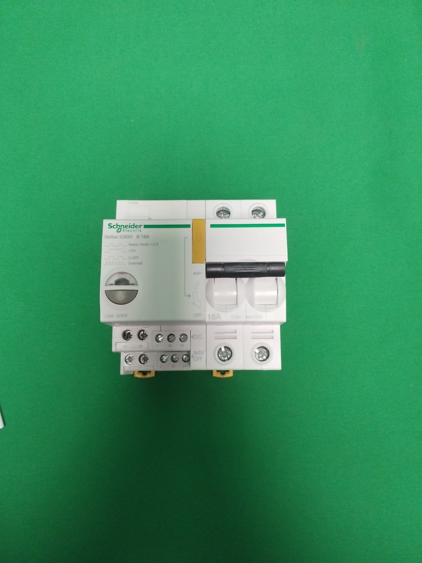 Schneider-Electric A9C64216 A9C64216 IC60H B 16A