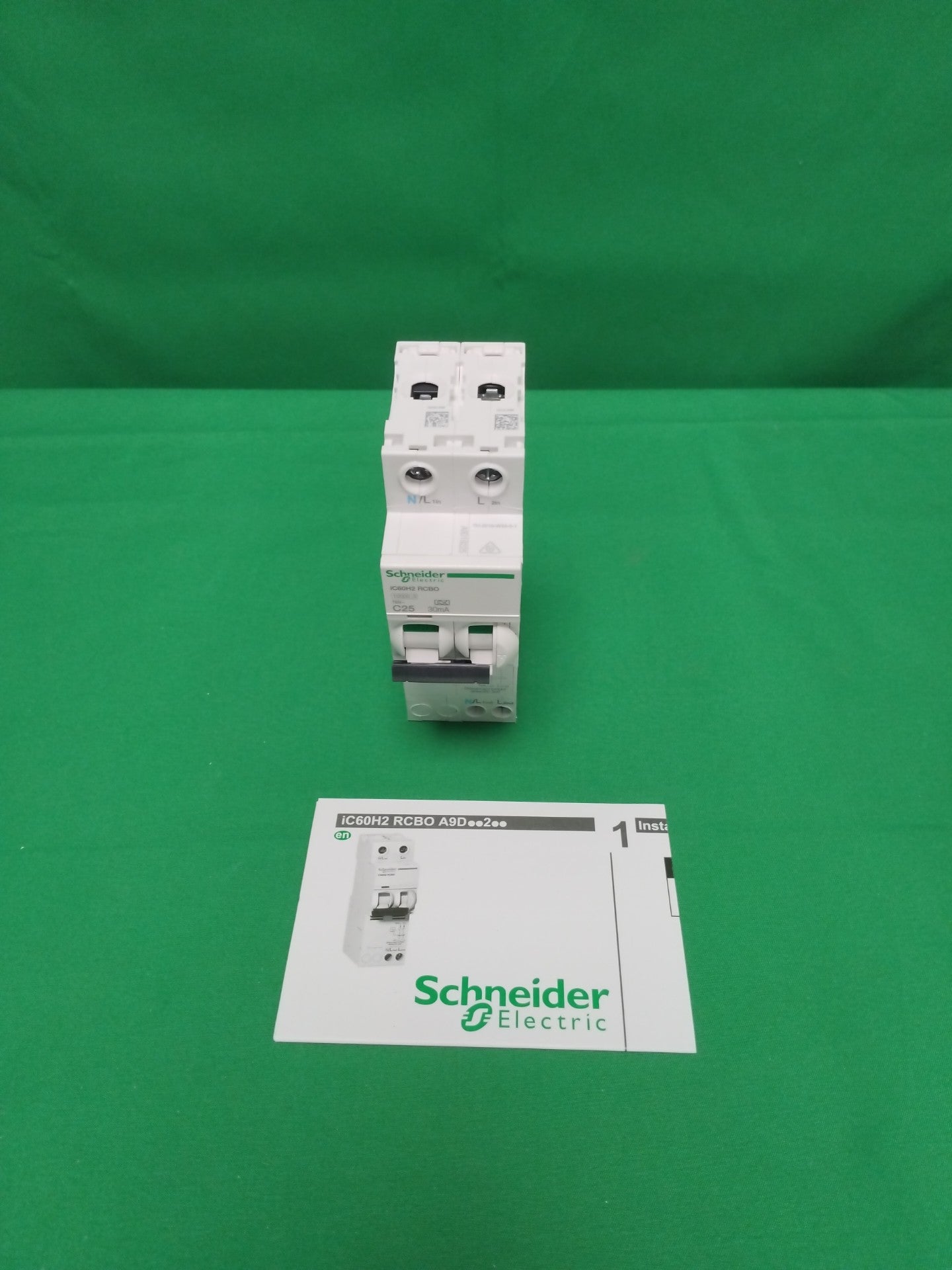 Schneider-Electric A9D19225 A9D19225 iC60H2 RCBO