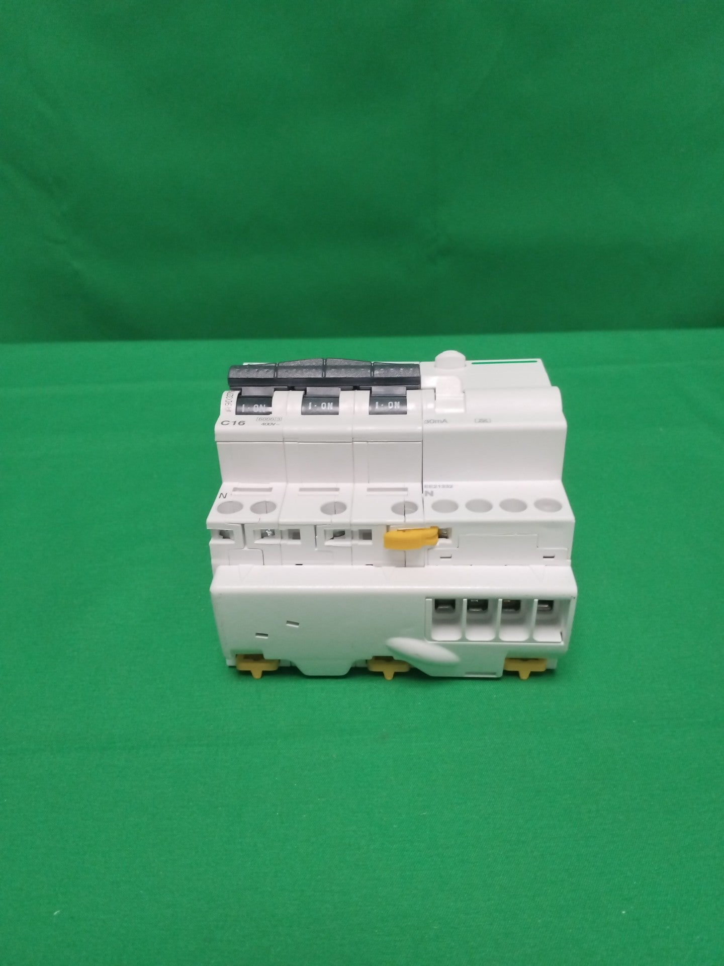 Schneider-Electric A9D32716 A9D32716