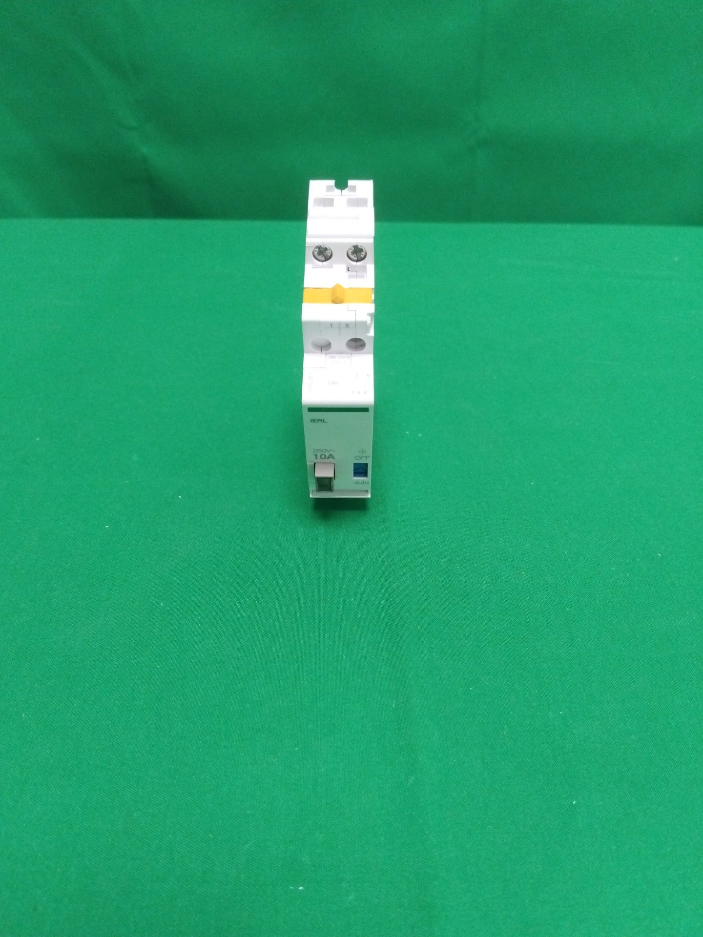 Schneider-Electric A9E15541 A9E15541 WITHOUT ORIGINAL PACKAGING