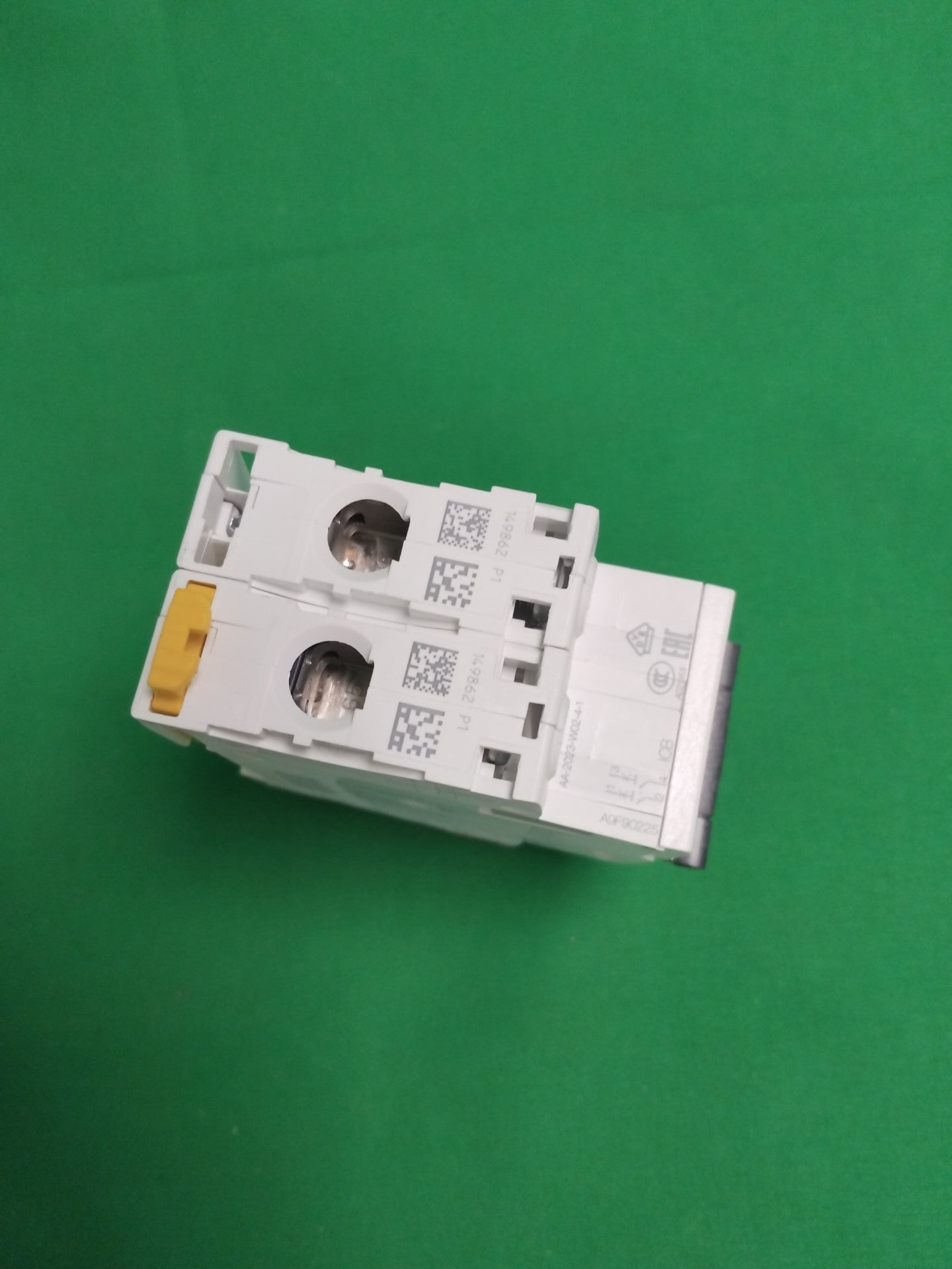 Schneider-Electric A9F90225 A9F90225 WITHOUT ORIGINAL PACKAGING