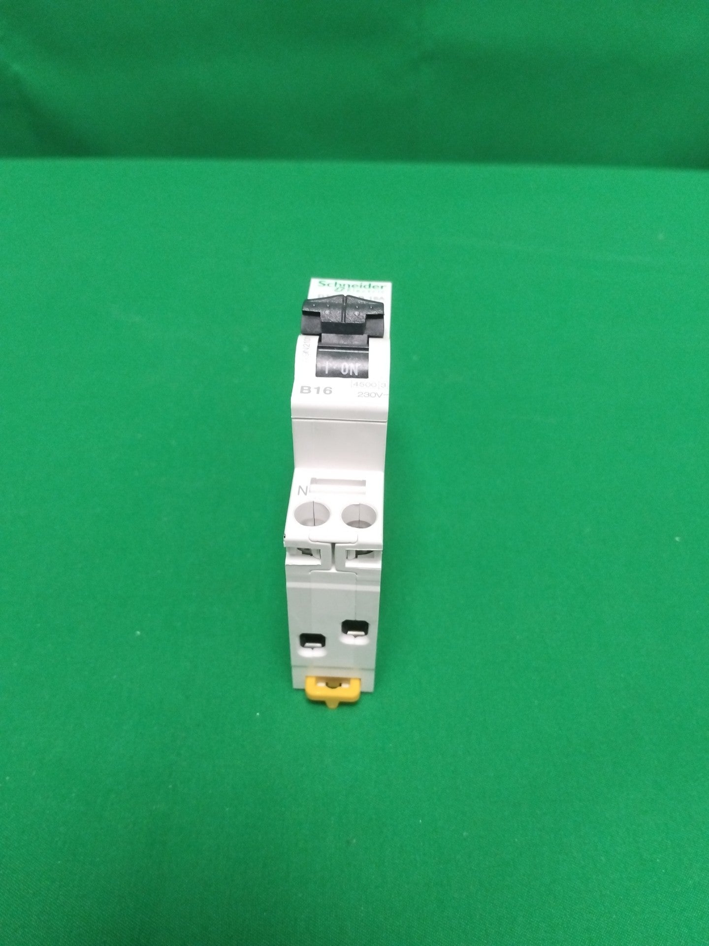 Schneider-Electric A9N21011 A9N21011 WITHOUT ORIGINAL PACKAGING