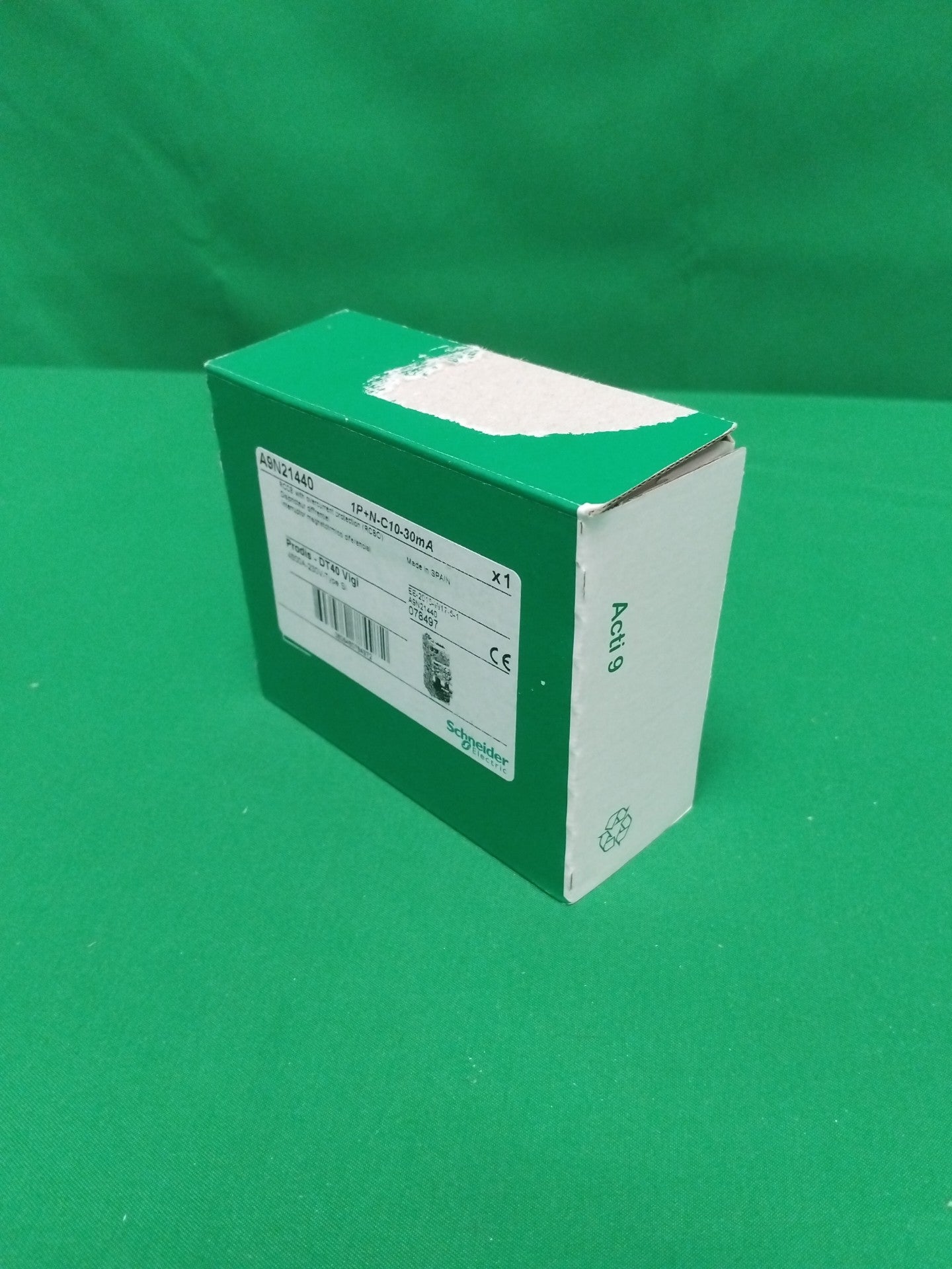 Schneider-Electric A9N21440 A9N21440 SEALED