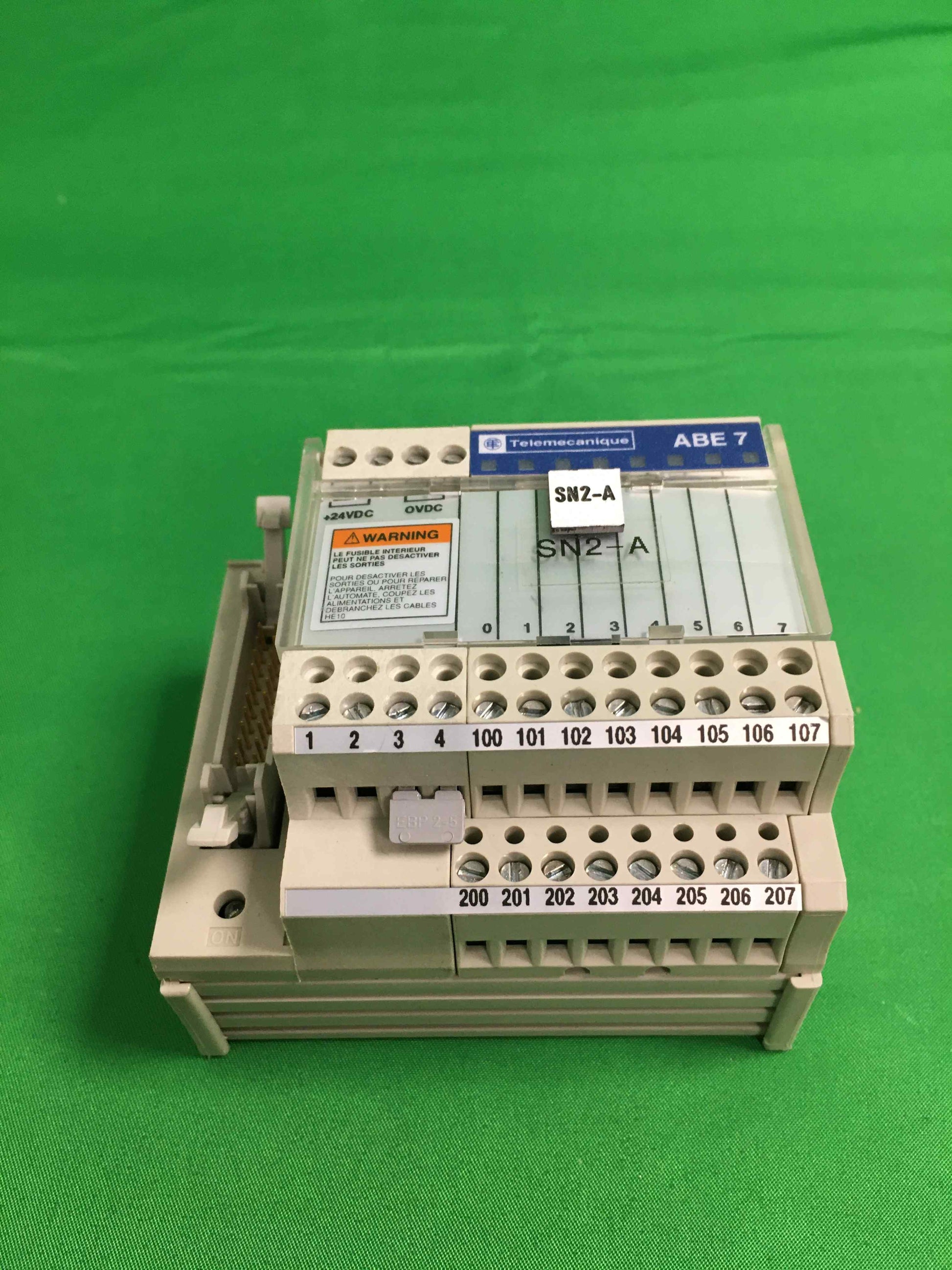 Telemecanique ABE7 H08R21 ABE7H08R21