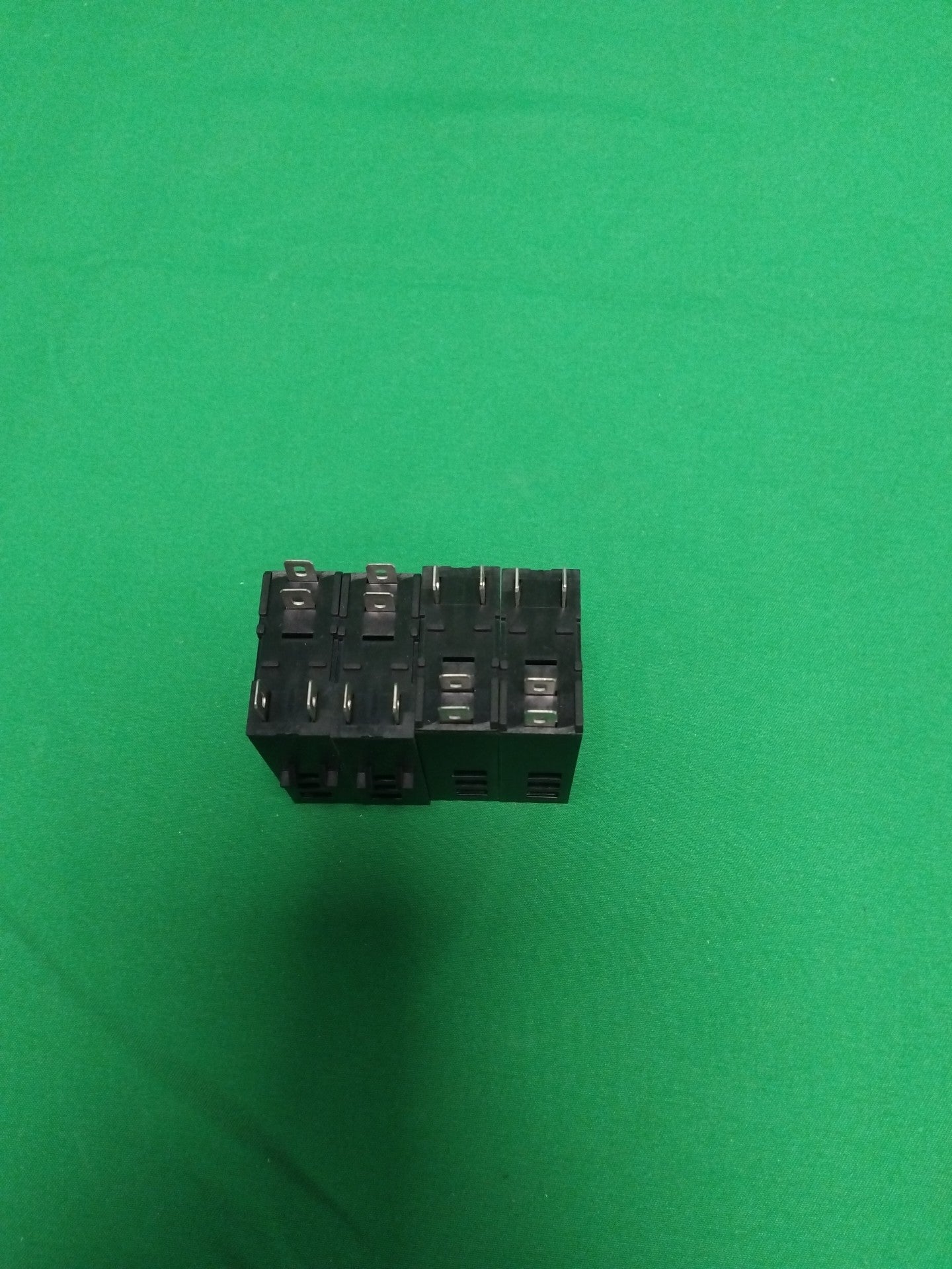 Schneider-Electric ABS7EC3B2 ABS7EC3B2 Bof of 4 units