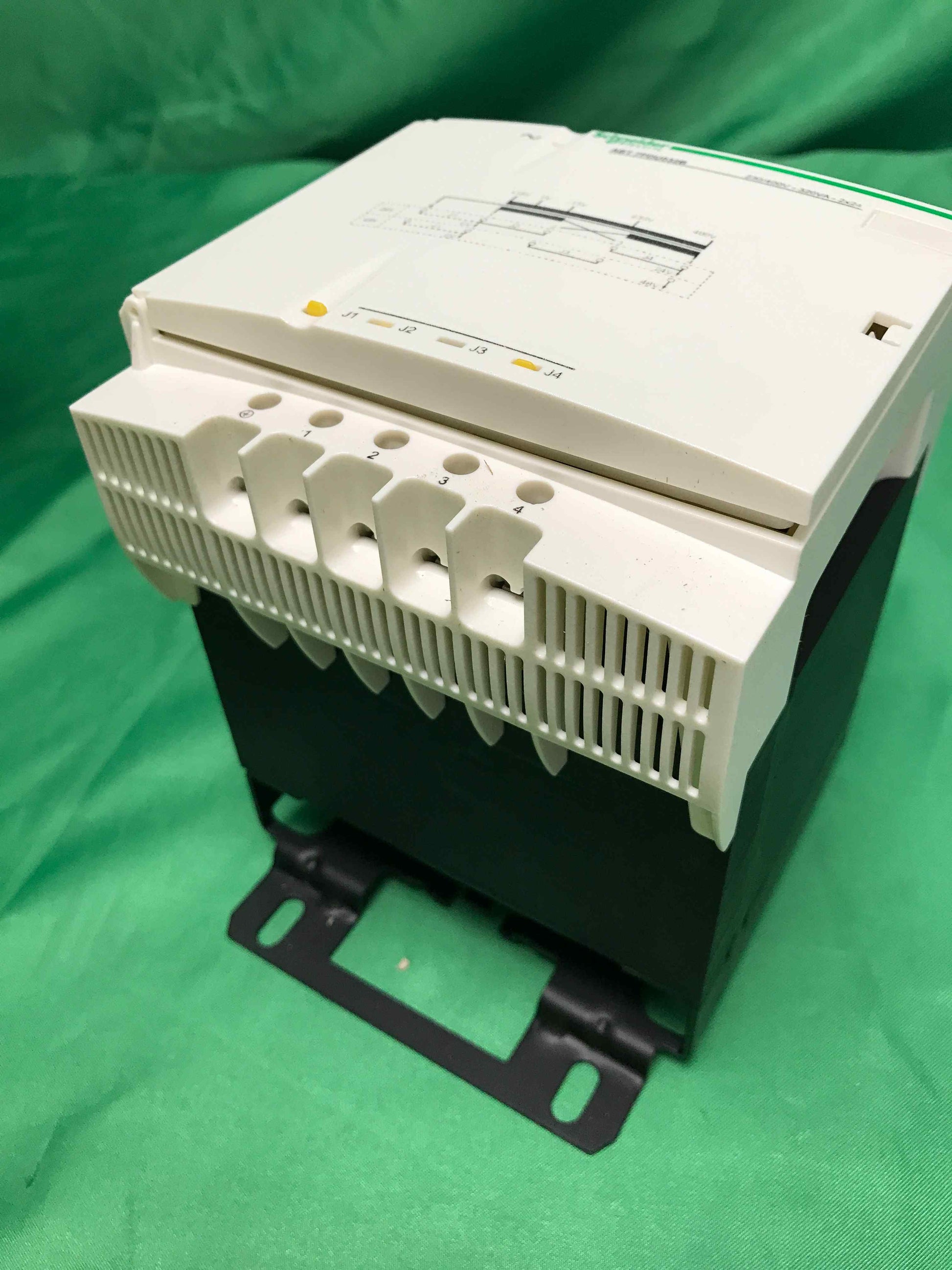 Schneider Electric-ABT7PDU032B/ABT7PDU032B