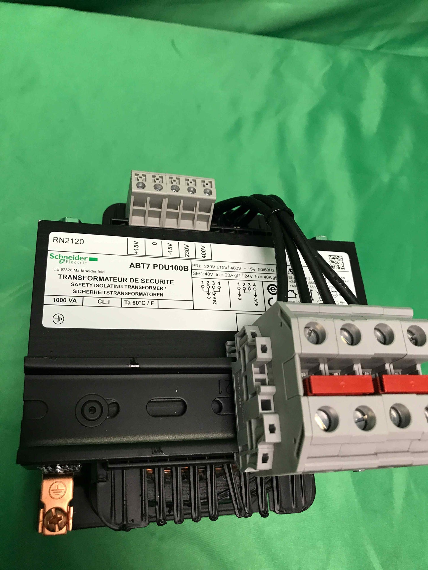 Schneider Electric-ABT7PDU100B/ABT7PDU100B