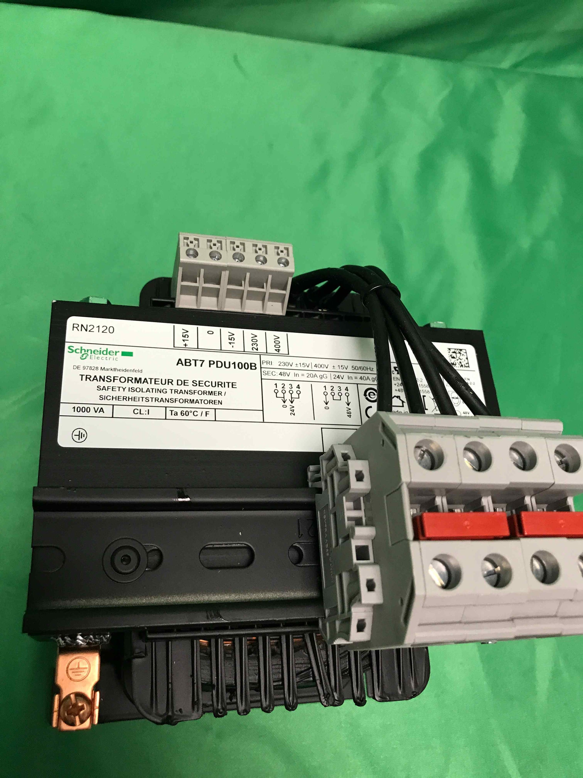 Schneider Electric-ABT7PDU100B/ABT7PDU100B