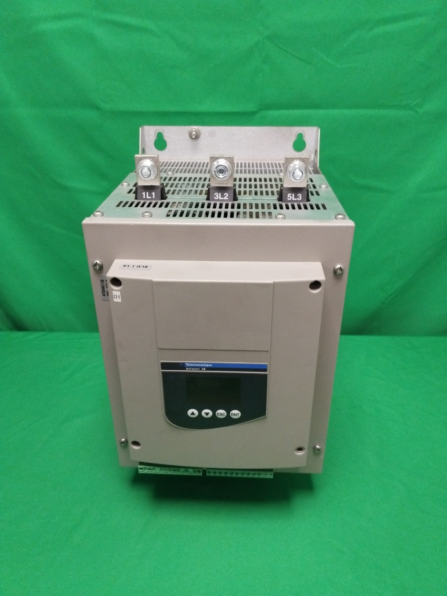 Schneider-Electric ATS48C17Q ATS48C17Q Defective