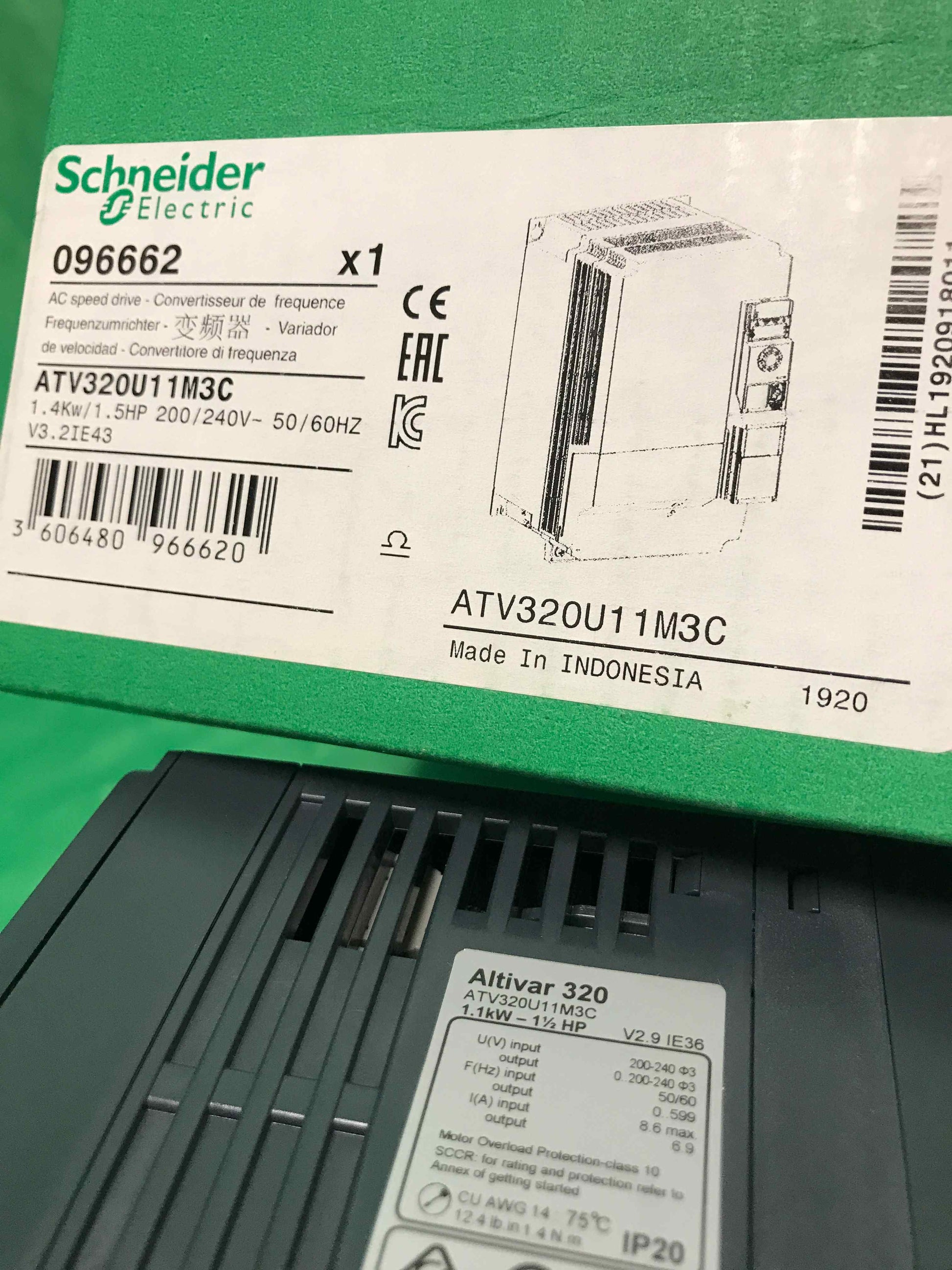 Schneider Electric-ATV320U11M3C/ATV320U11M3C