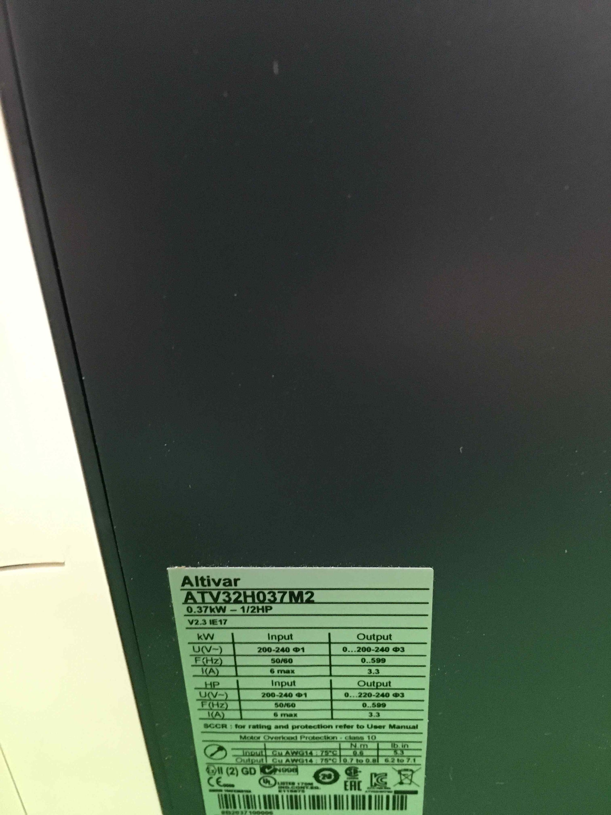 SCHNEIDER ELECTRIC ATV32H037M2 ATV32H037M2 ( 18 months warranty )