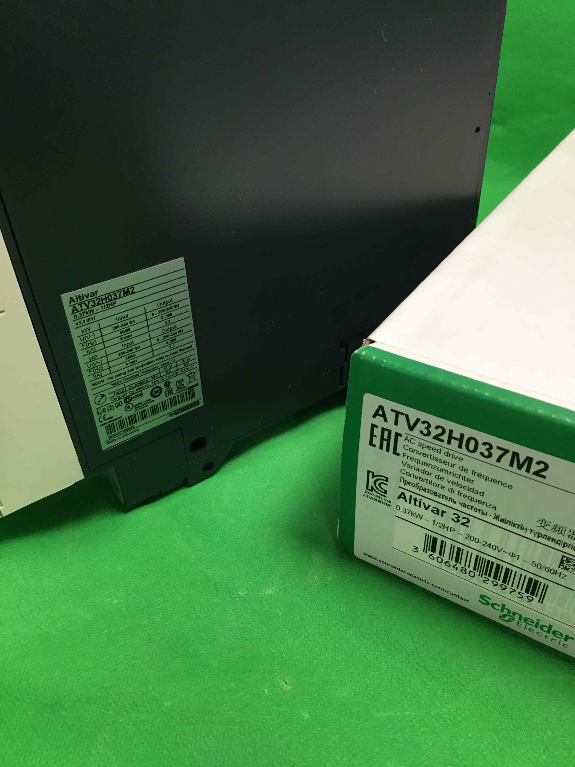 SCHNEIDER ELECTRIC ATV32H037M2 ATV32H037M2 ( 18 months warranty )
