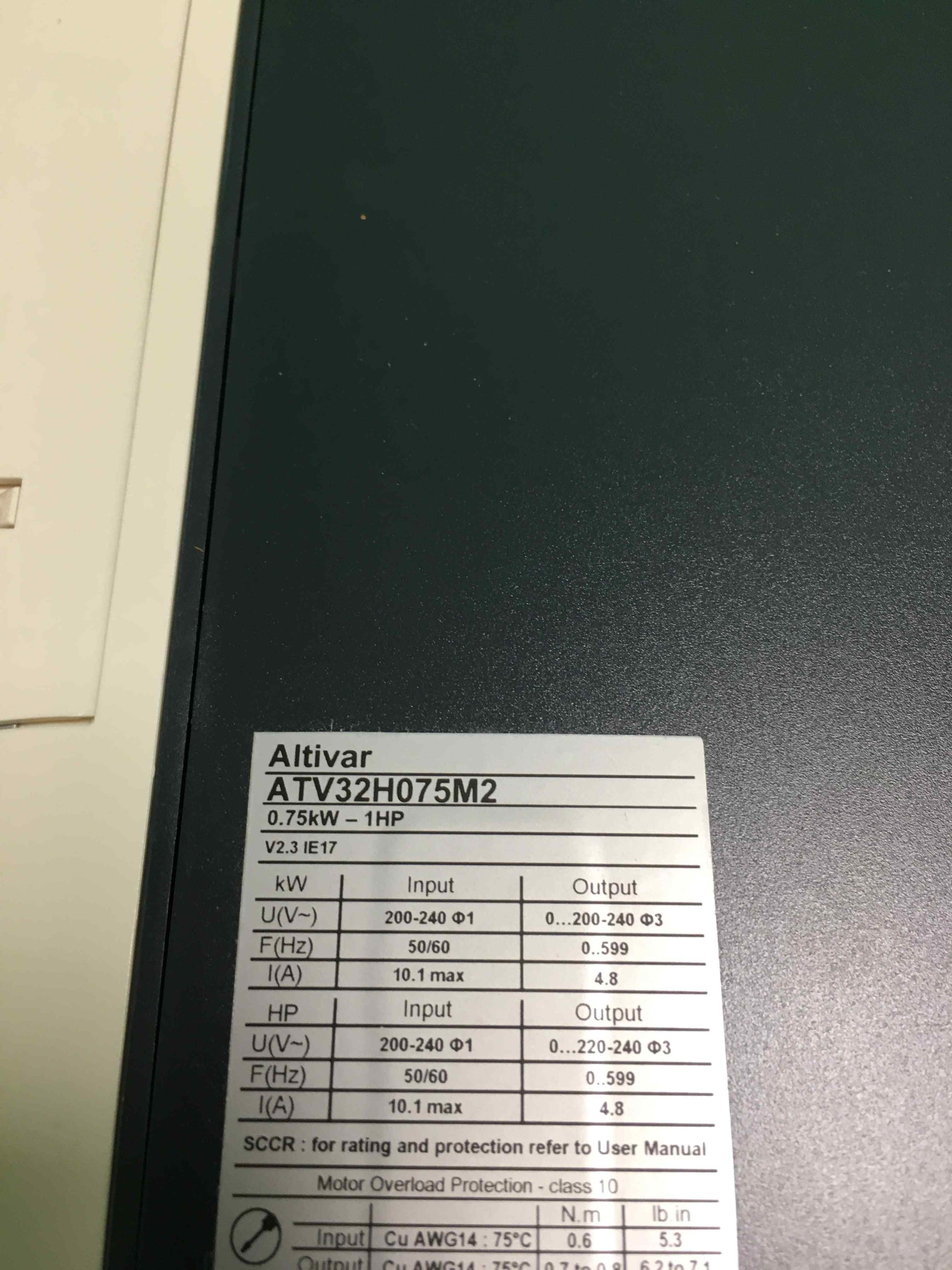 SCHNEIDER ELECTRIC ATV32H075M2 ATV32H075M2 ( 18 months warranty )