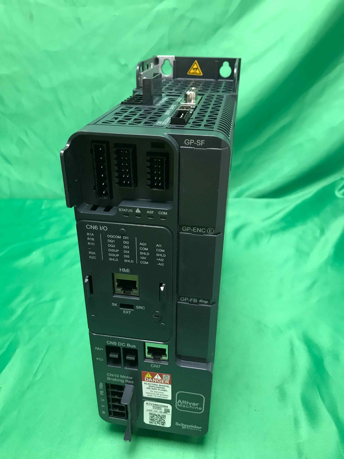 SCHNEIDER ELECTRIC ATV340U22N4 ATV340U22N4 ( 18 months warranty )