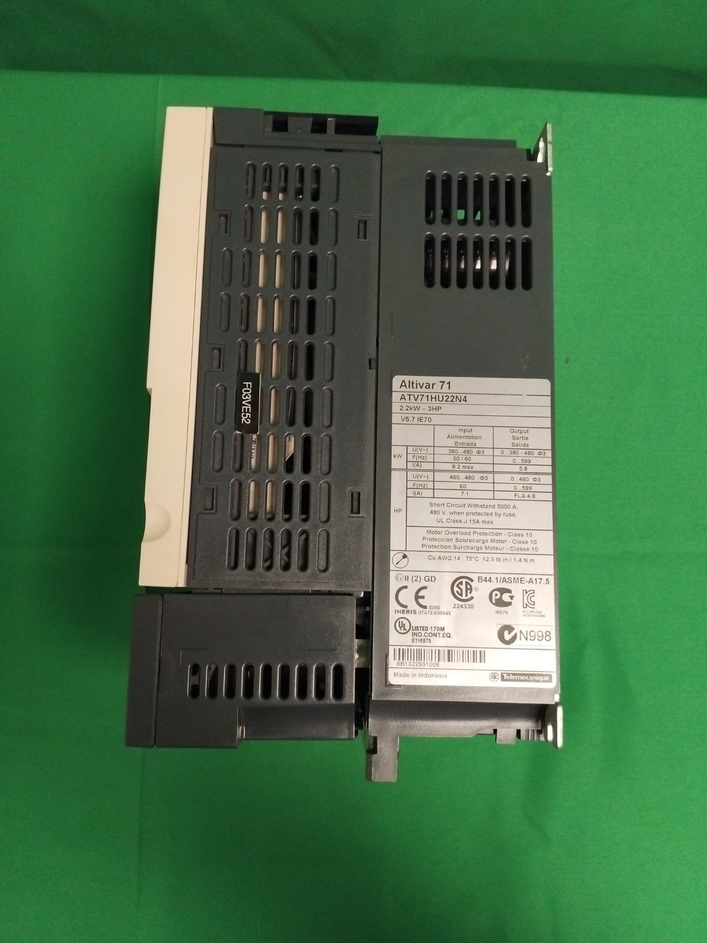 Schneider-Electric ATV71HU22N4 ATV71HU22N4 Defective