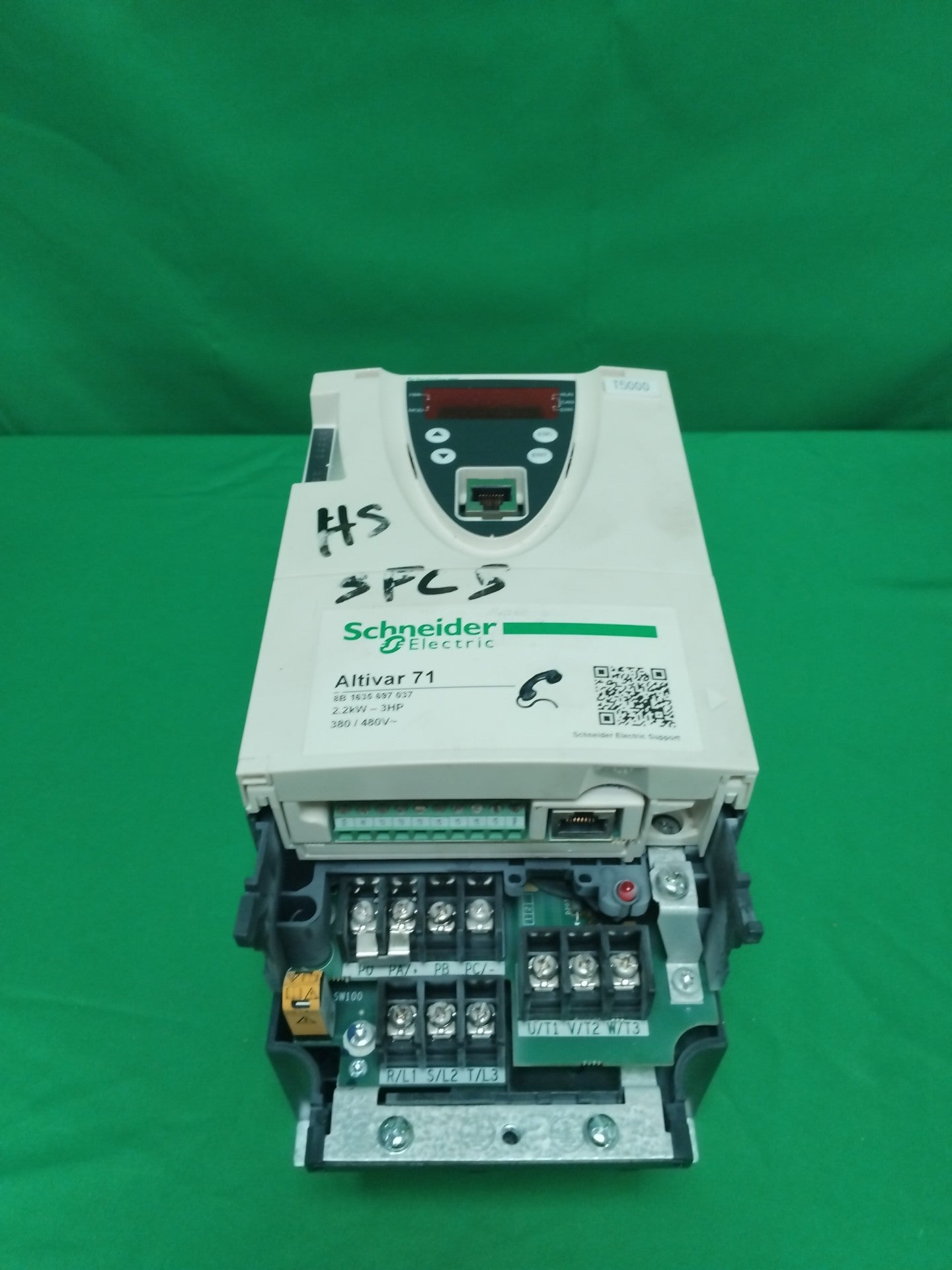 Schneider-Electric ATV71HU22N4 ATV71HU22N4 Defective