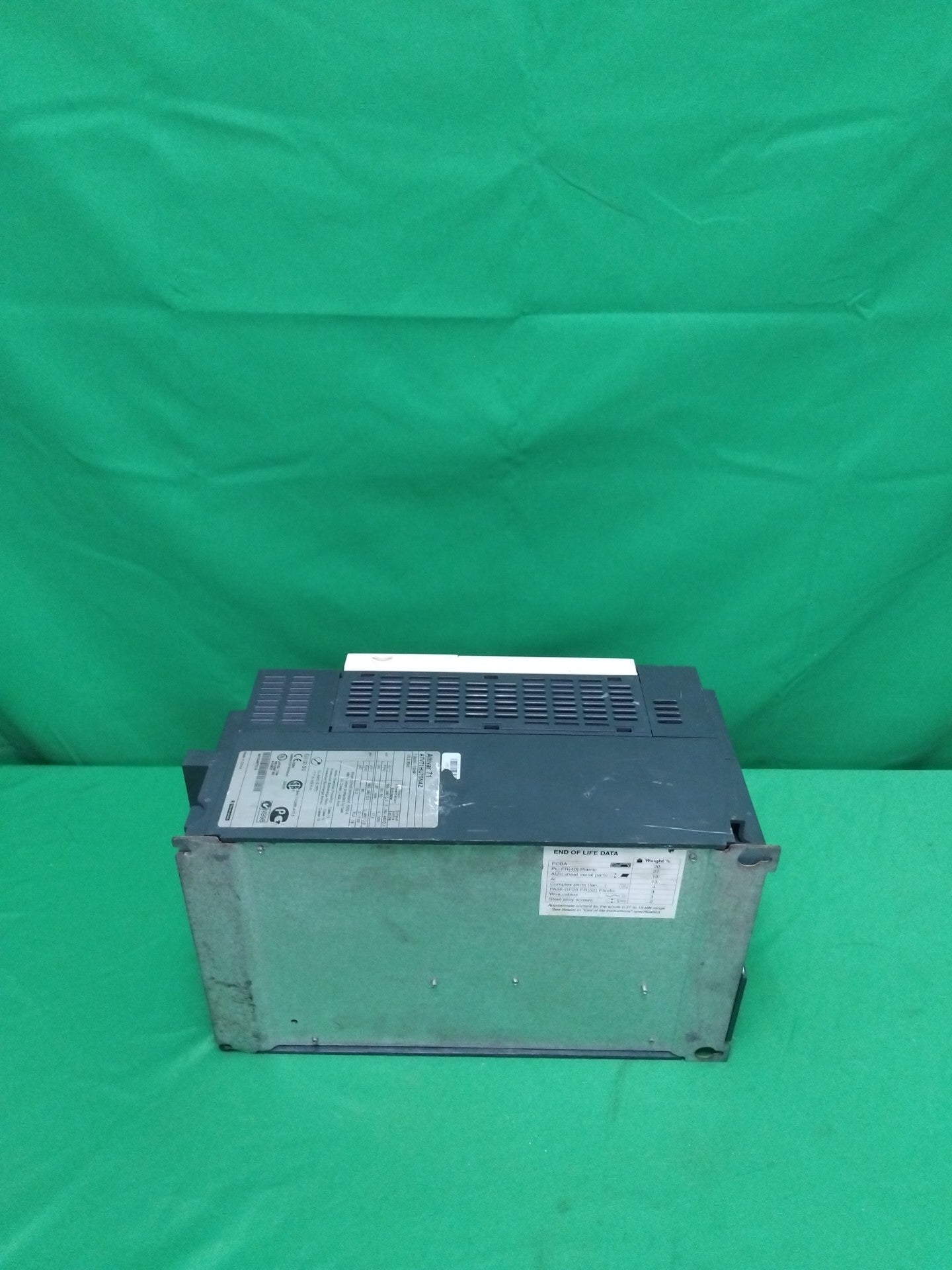 Schneider-Electric ATV71HU75N4Z ATV71HU75N4Z VARIATEUR DE VITESSE ALTIVAR 71