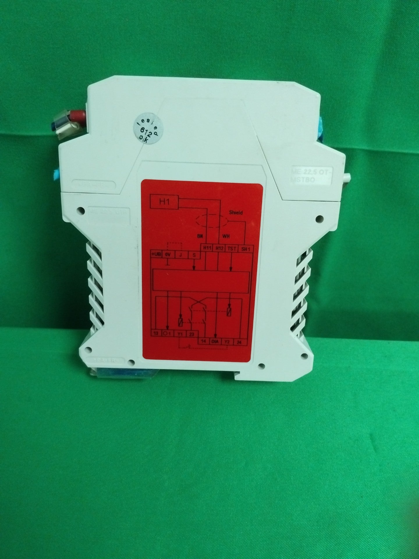 EUCHNER CES-AZ-AES-01B CESAZAES01B SAFETY UNIT