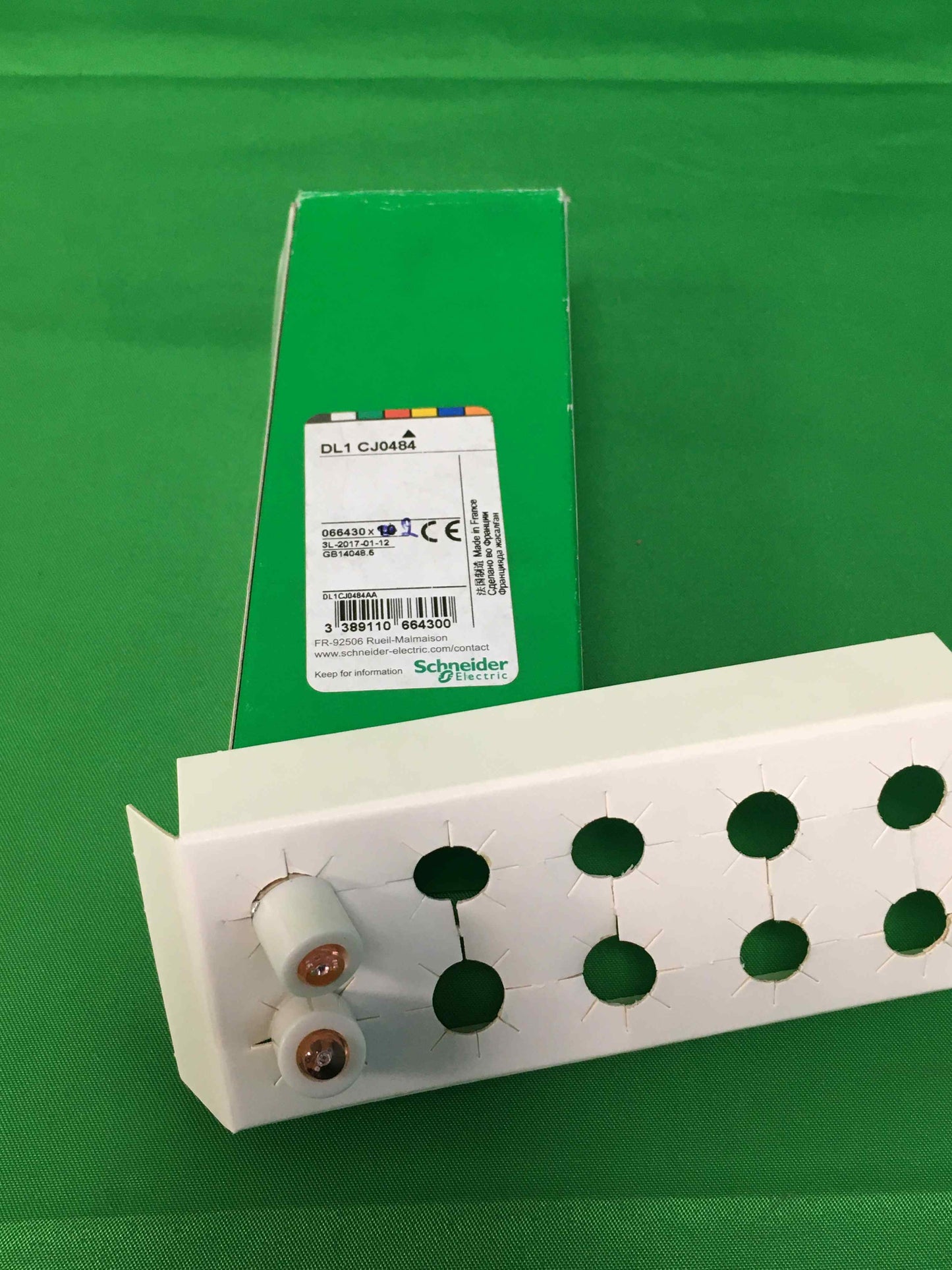 Schneider-Electric DL1 CJ0484 OPEN BOX DL1CJ0484 BOX OF 2 UNITS OPEN BOX