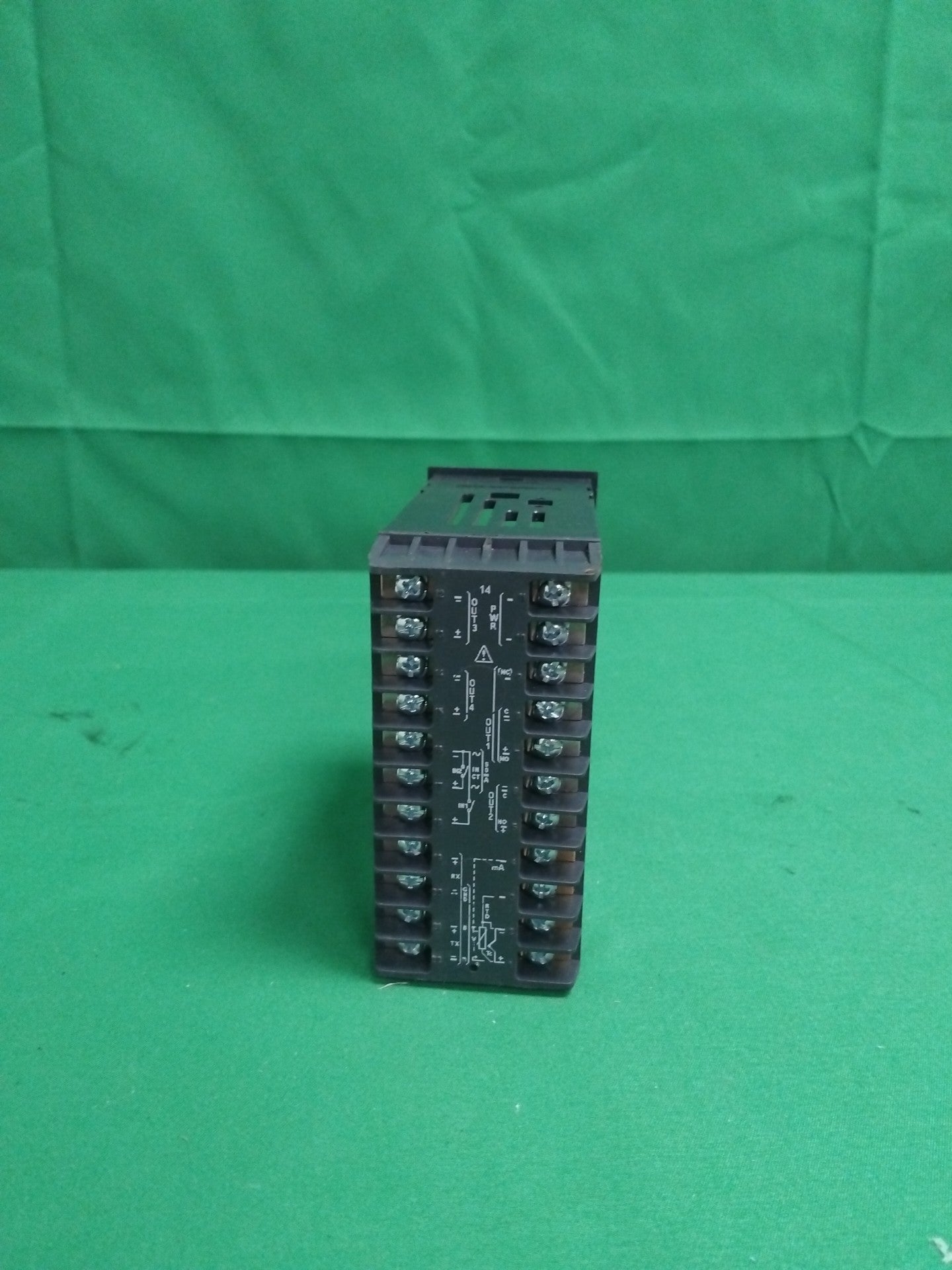 GEFRAN F023422 F023422 Defective