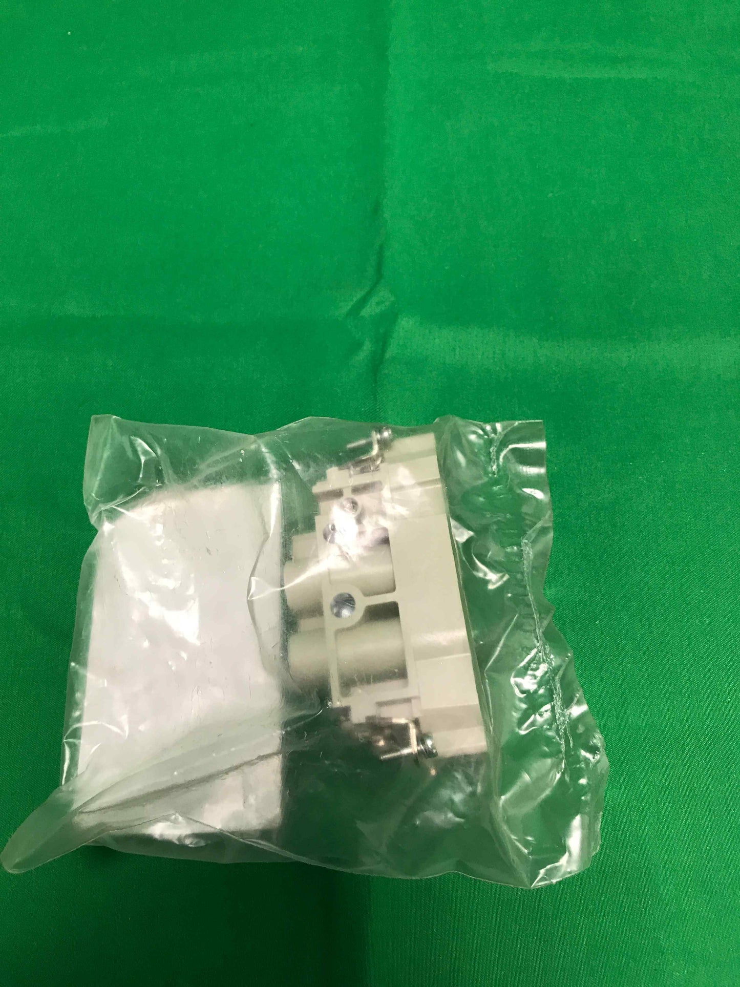 HARTING HAN K4 2-STI-S HANK42STIS HAN K4/2-STI-S