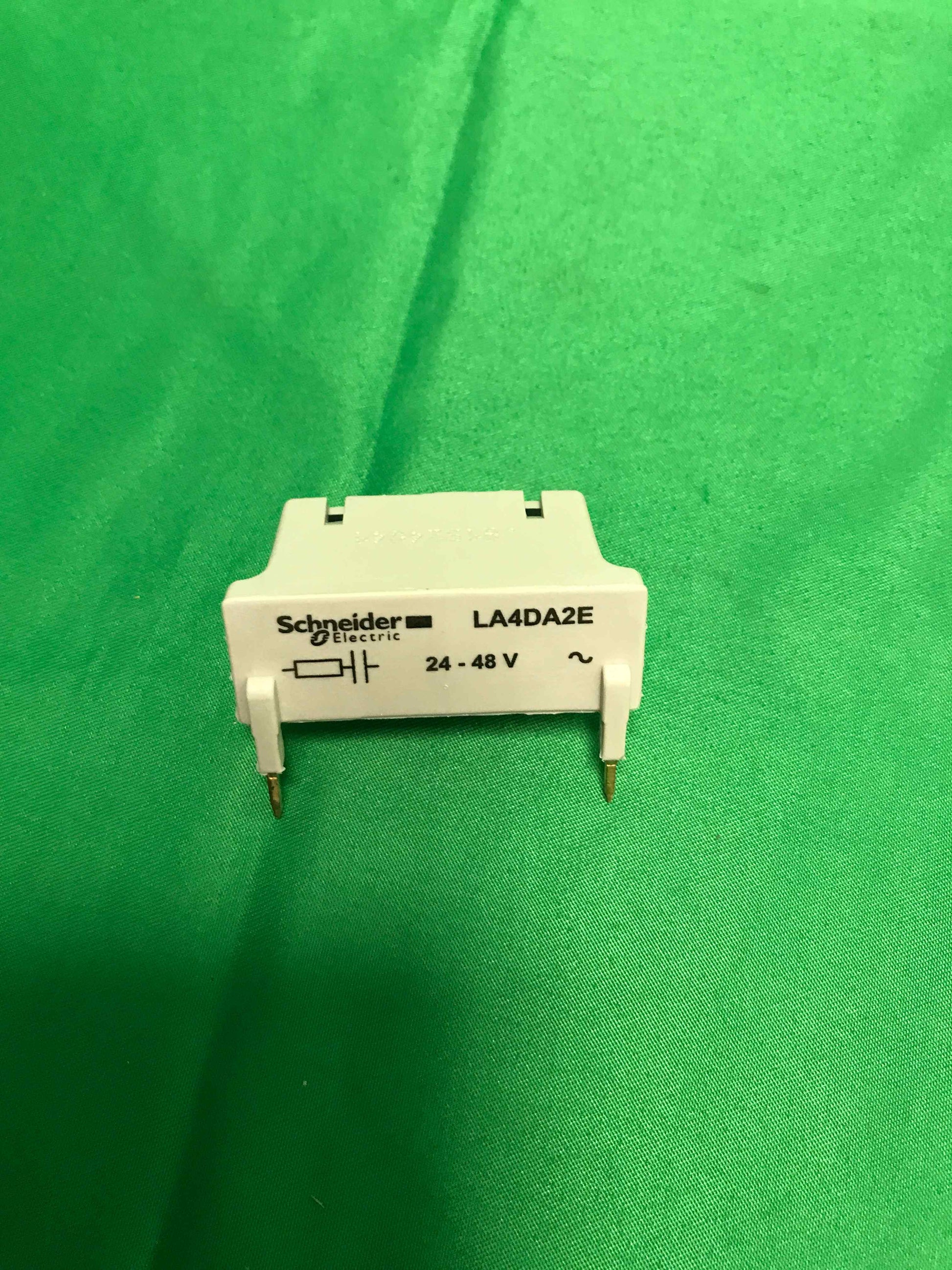 Schneider-Electric LA4DA2E LA4DA2E