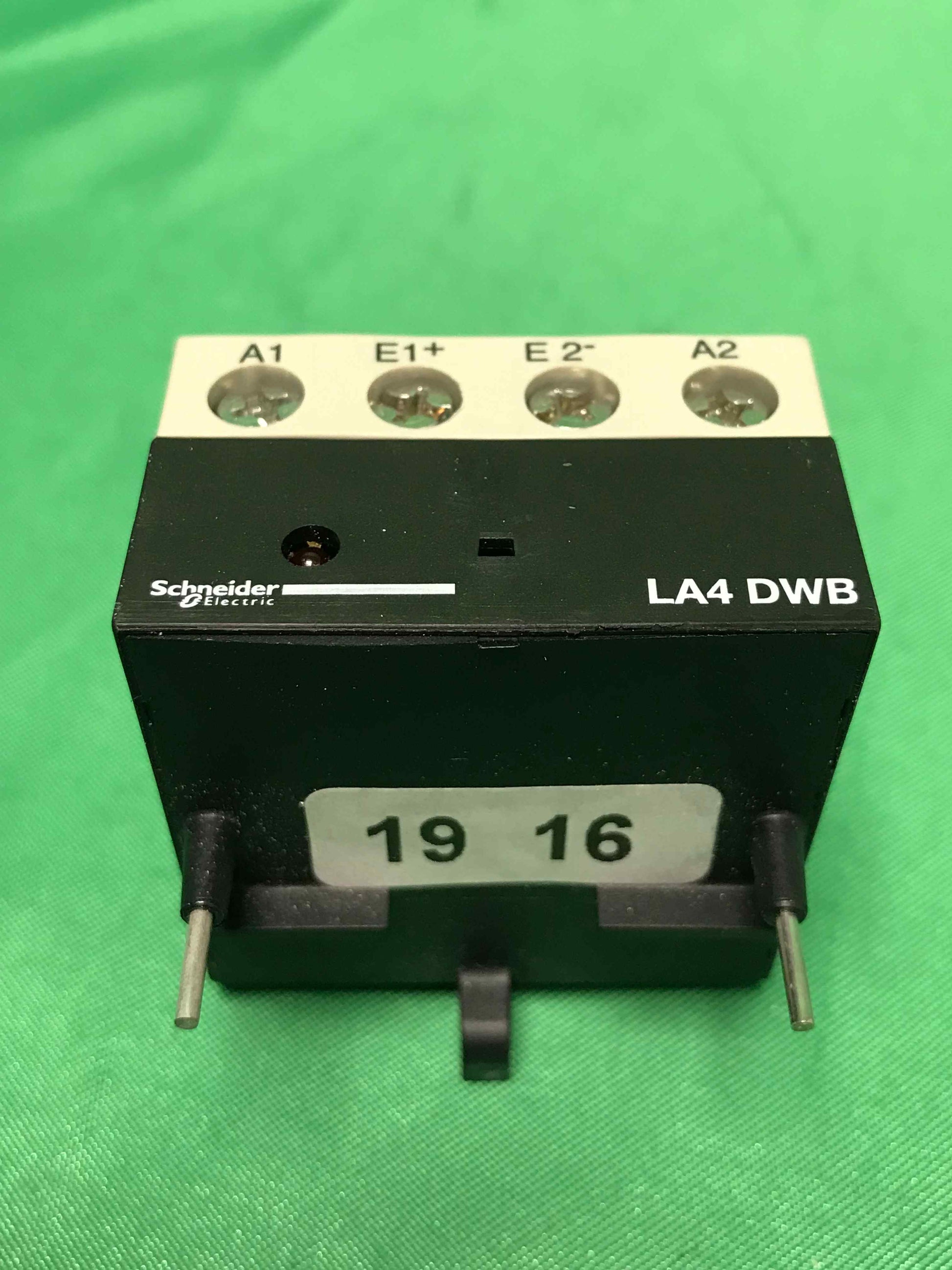 Schneider Electric-LA4DWB/LA4DWB