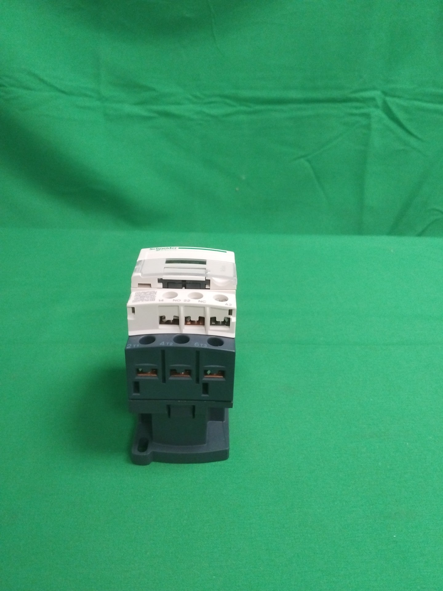 Schneider-Electric LC1D09P7 LC1D09P7 WITHOUT ORIGINAL PACKAGING Attention réf