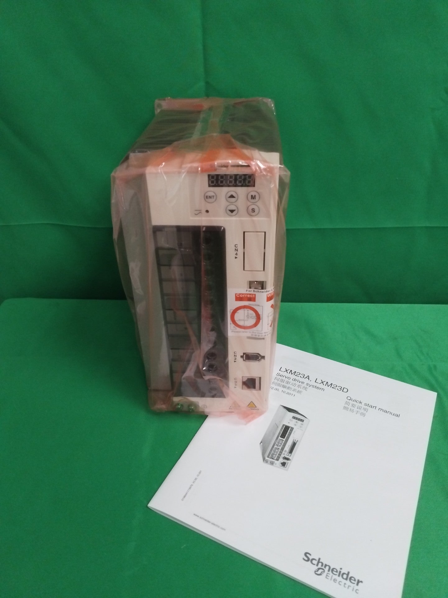 Schneider-Electric LXM23DU30M3X LXM23DU30M3X LEXIUM 23 SERVO DRIVE 3.0 KW