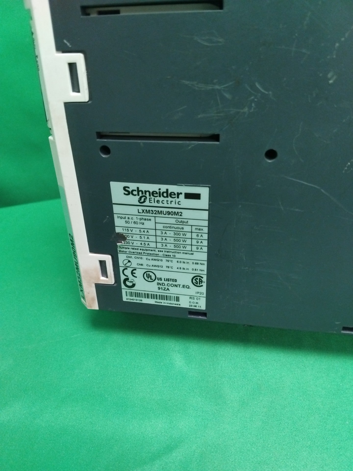 Schneider-Electric LXM32MU90M2 LXM32MU90M2