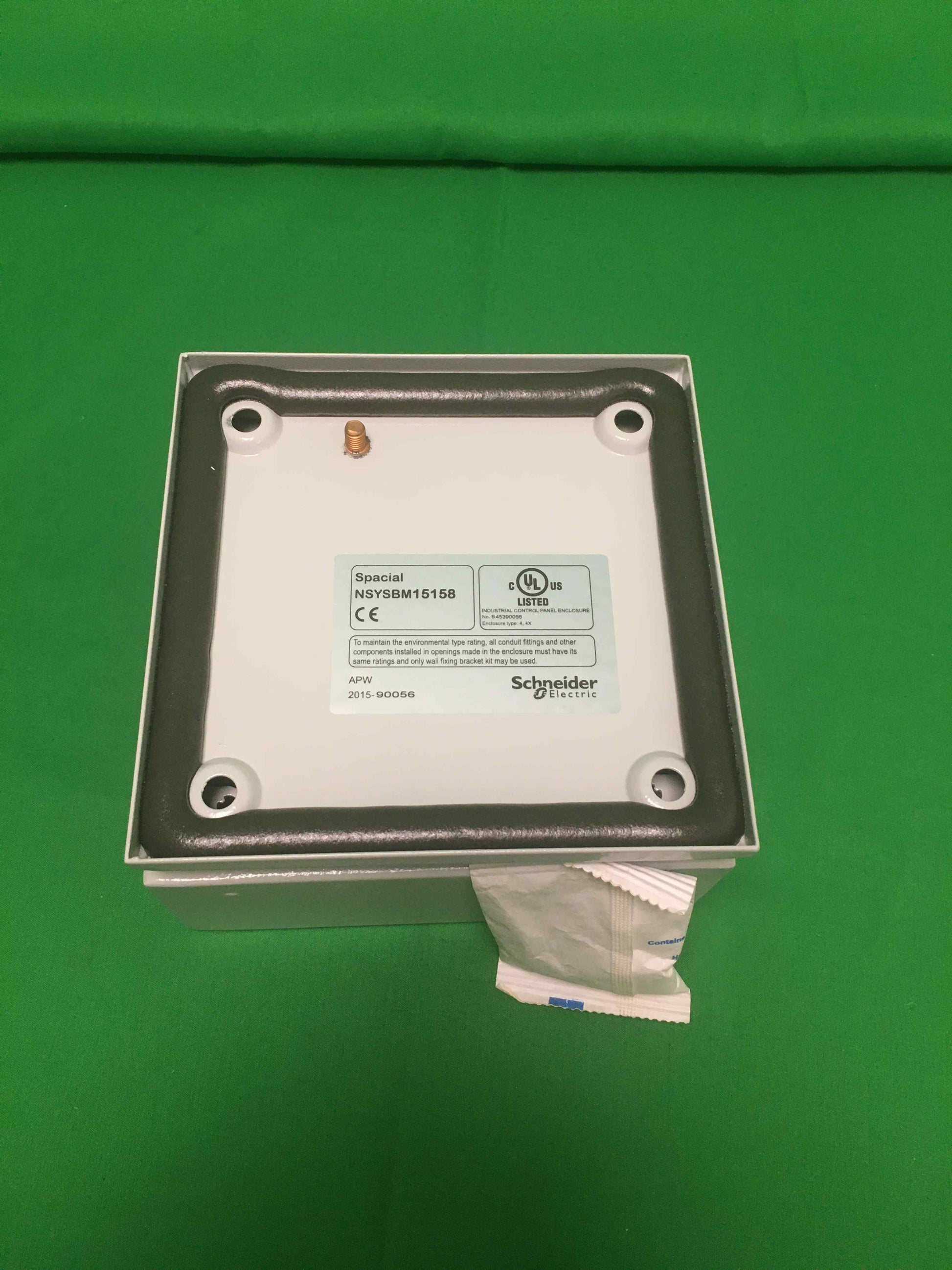 Schneider-Electric NSYSBM15158 NSYSBM15158 WITHOUT ORIGINAL PACKAGING