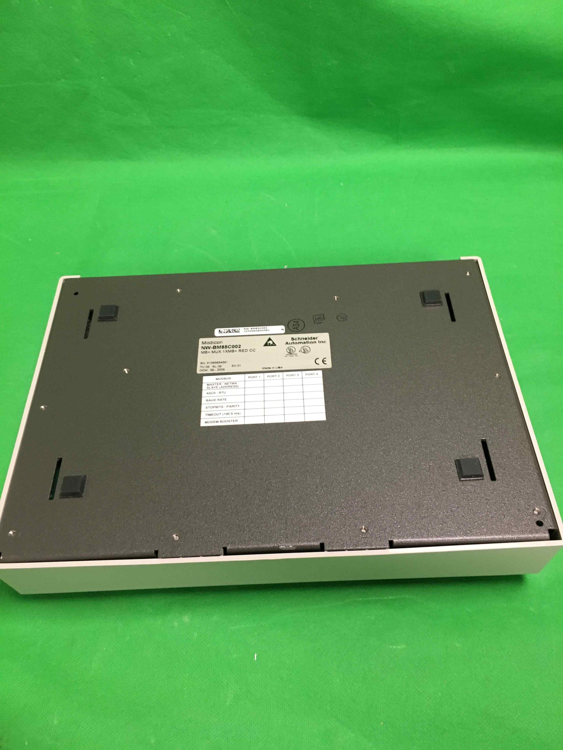 Schneider Electric-NW-BM85C002/NWBM85C002