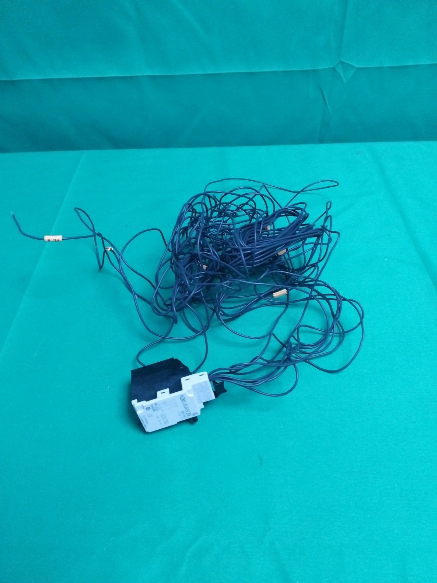 Schneider-Electric NZM1-XUHIV20L NZM1XUHIV20L Defective