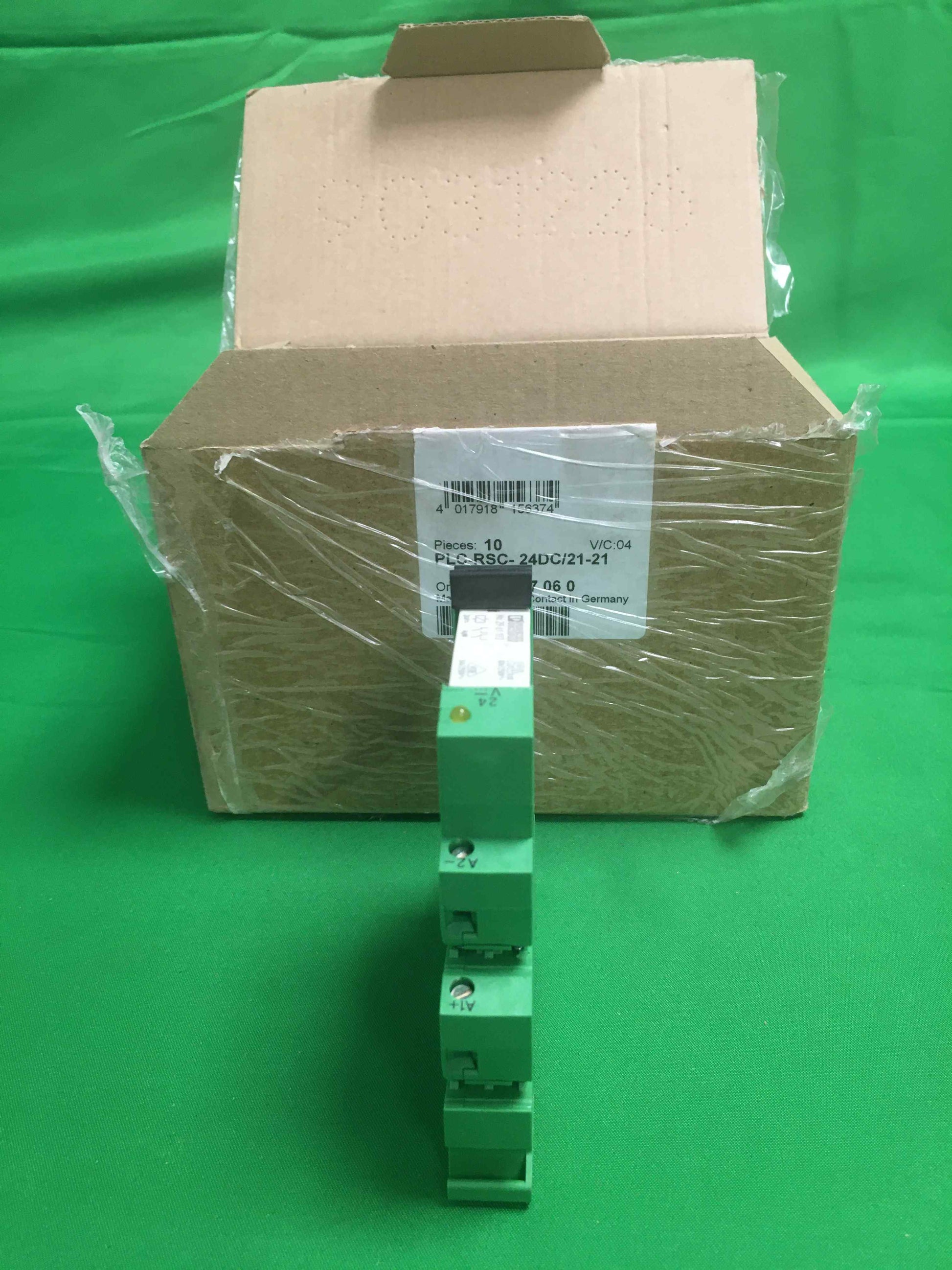 PHOENIX CONTACT PLC-RSC- 24DC/21-21 OPEN BOX ORDER NO: 29 67 06 0 10 UNITS