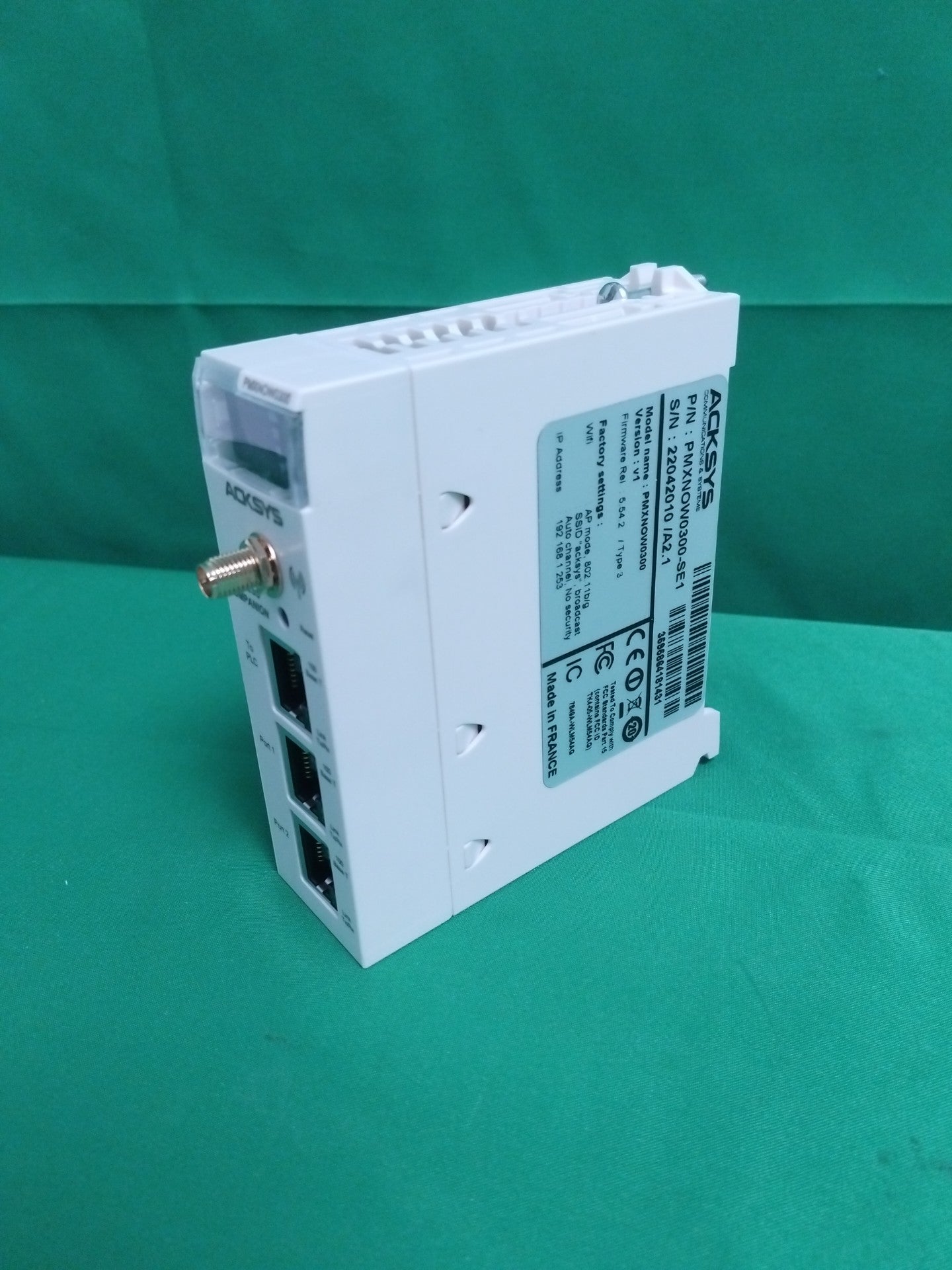 Schneider-Electric PMXNOW0300 PMXNOW0300 WIFI ACCESS POINT
