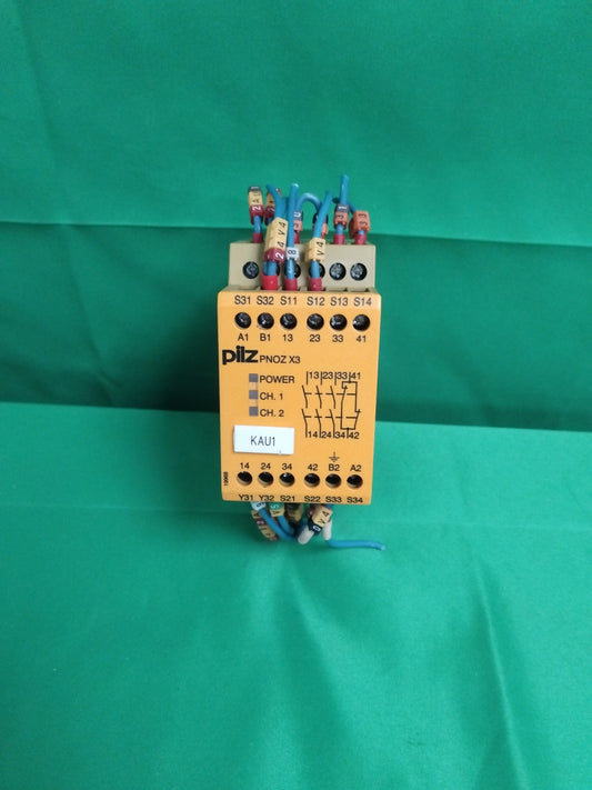 pilz PNOZ X3 24VAC24VDC 3N/O 1N/C 1SO PNOZX324VAC24VDC3NO1NC1SO