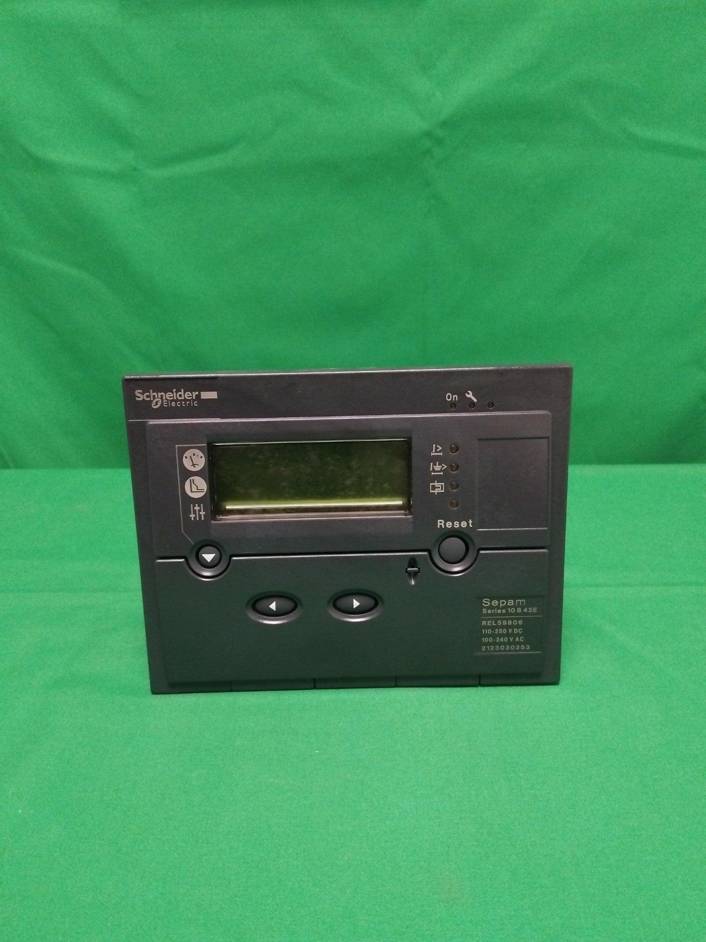 Schneider-Electric REL59806 REL59806